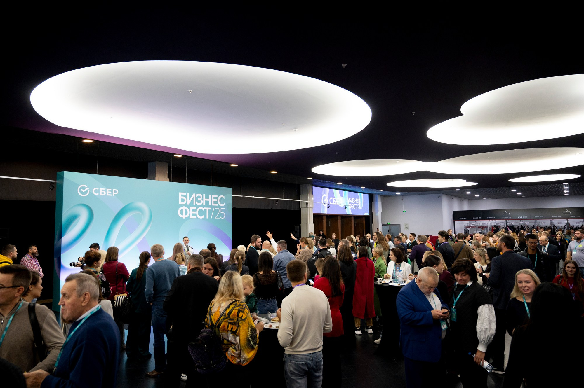 Сбер Бизнес Фест 2025. Фотограф для бизнеса Антон Горин