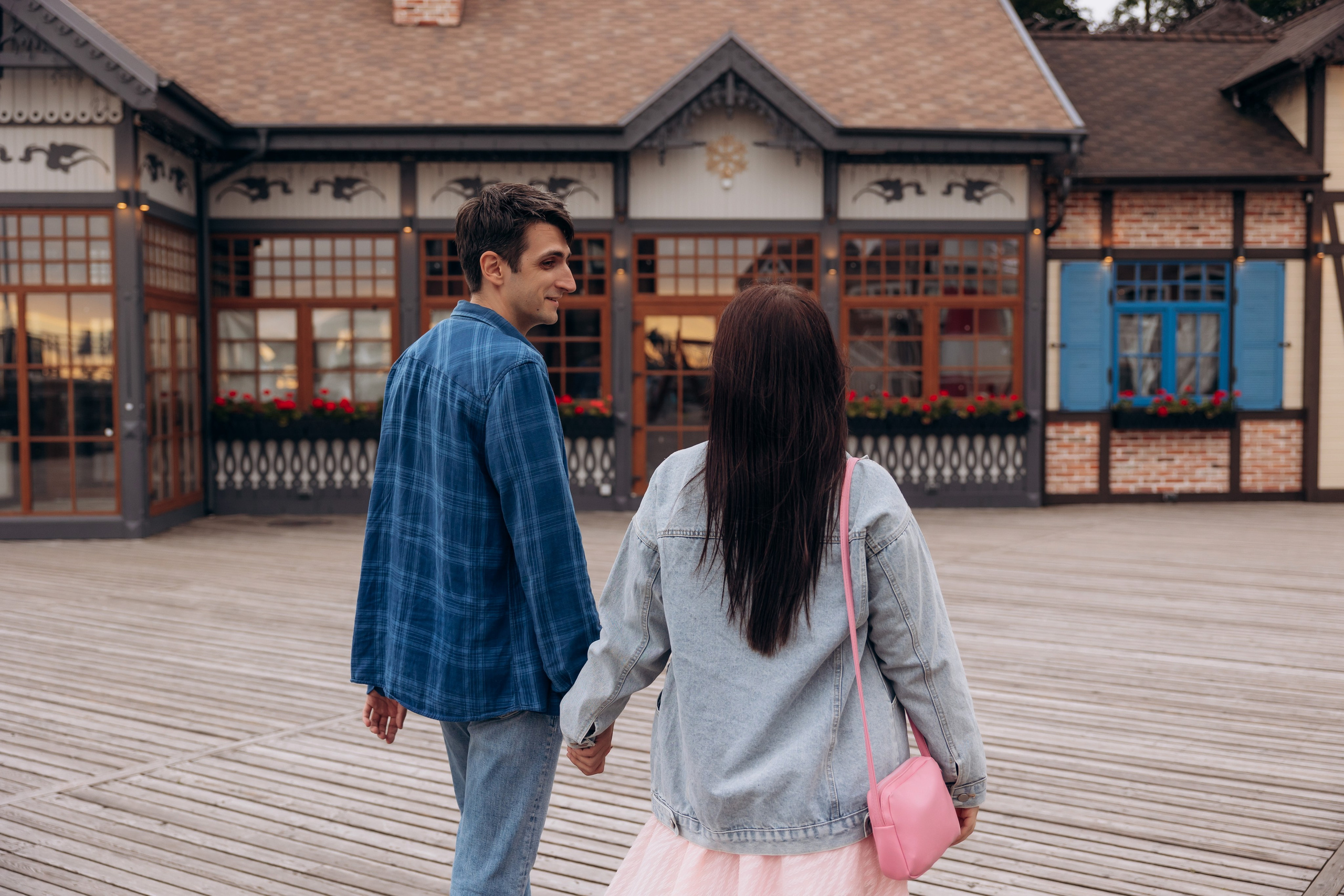 Городская прогулка Зеленоградск. Фотограф в Калининграде свадебная фотография, репортажная, фотосессии