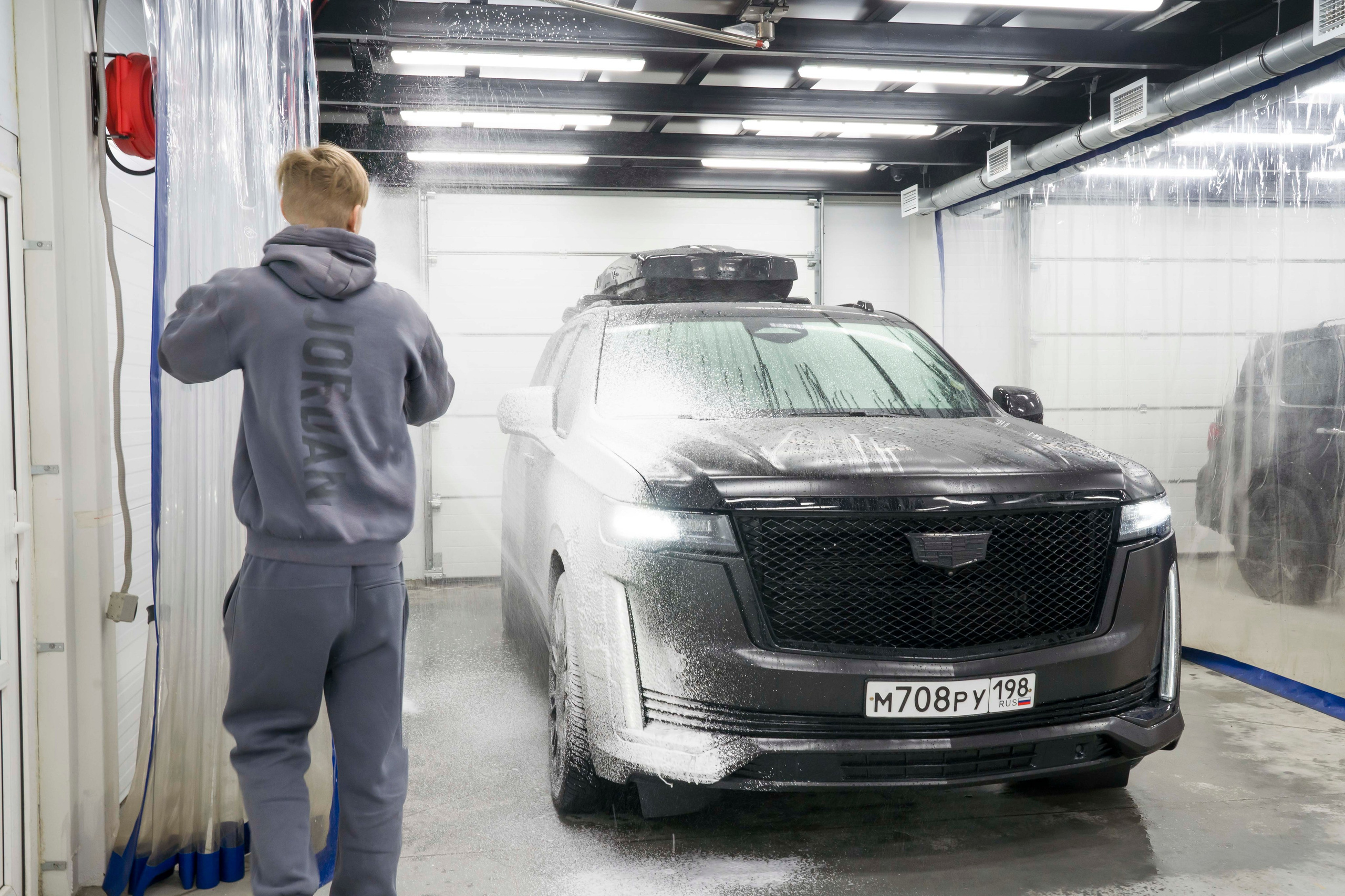 Съемка автосервиса автомойки. Фотограф в Санкт-Петербурге. Репортажная и все съёмки для бизнеса