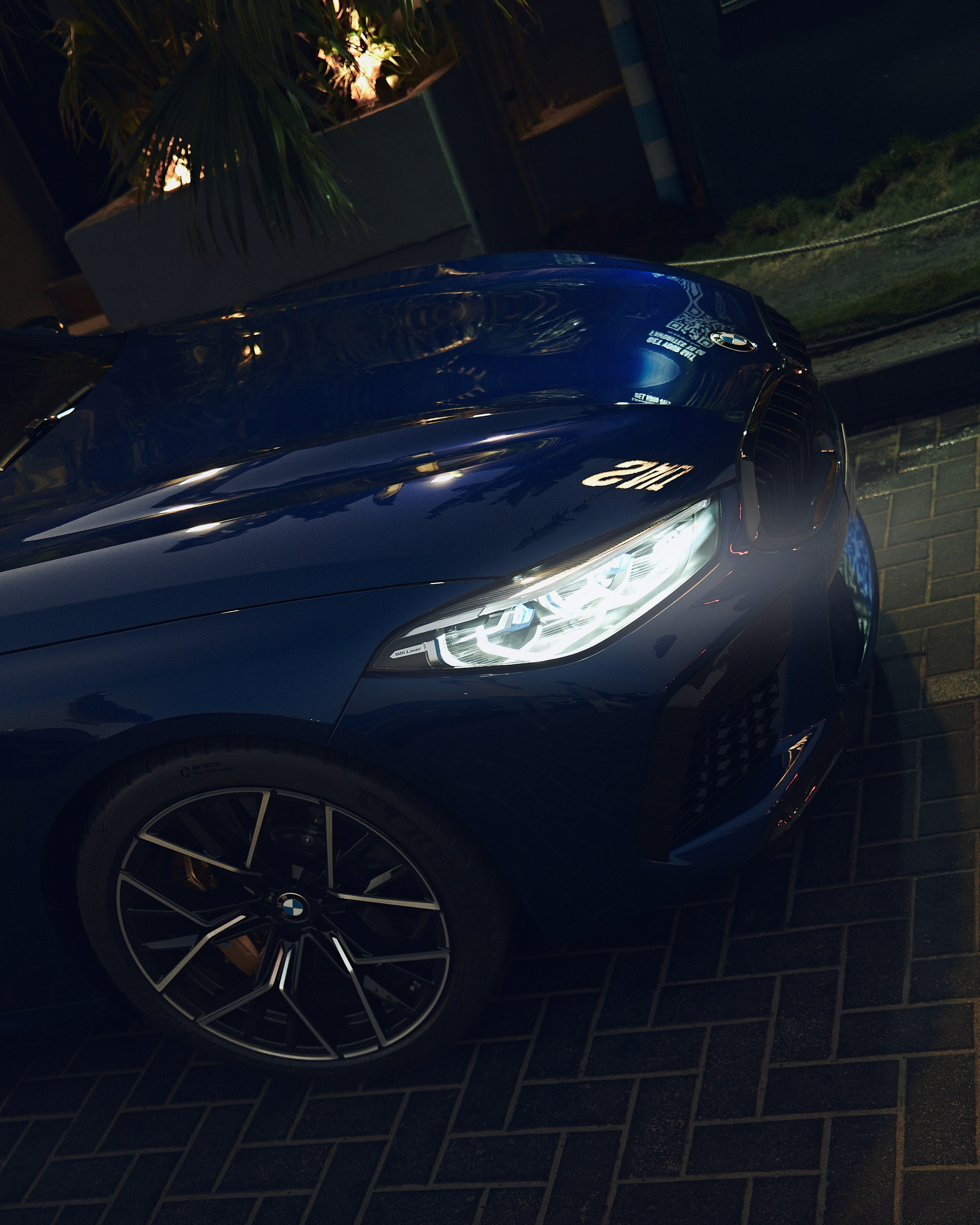 BMW M8. NOIZOMAX Художественный фотограф в Дубай