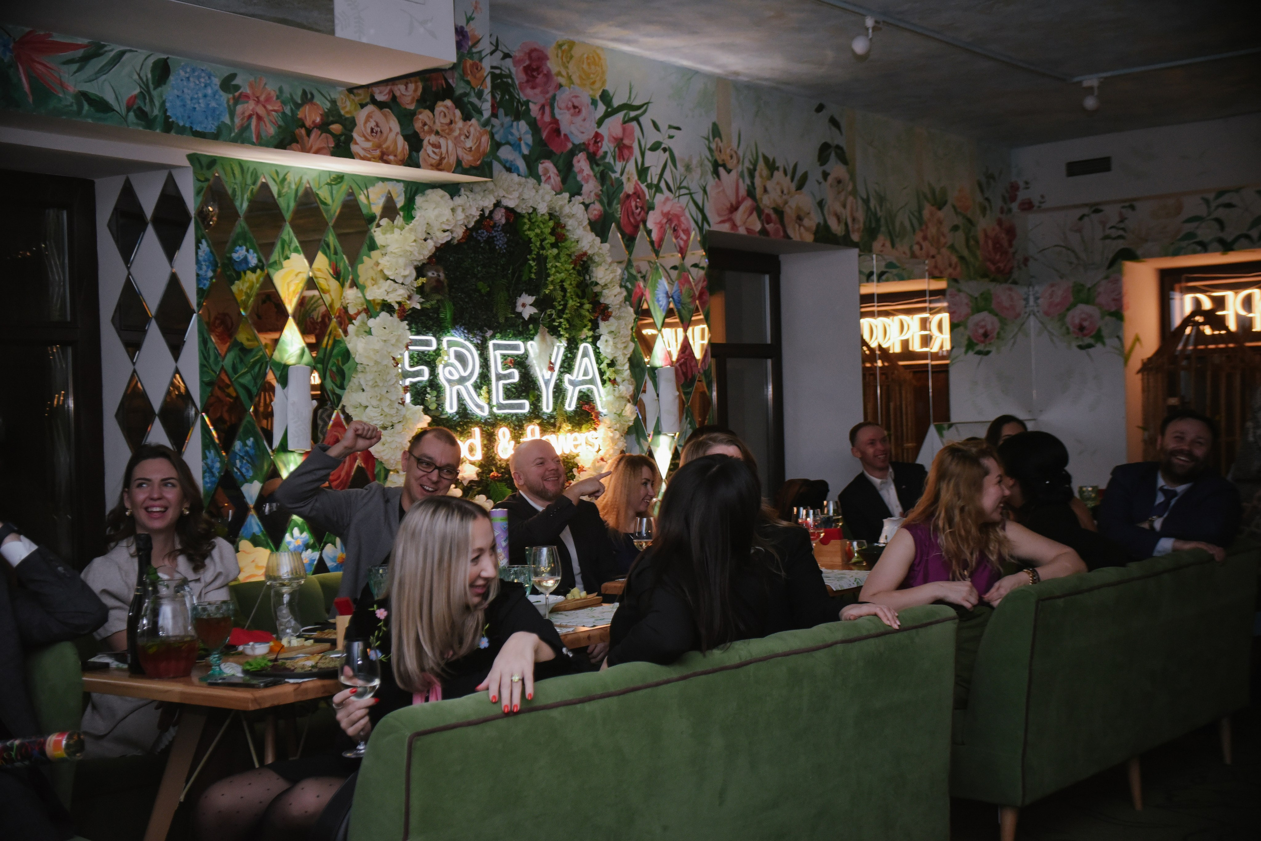 Этажи Винное казино. Фотограф Лола Волна, город Москва