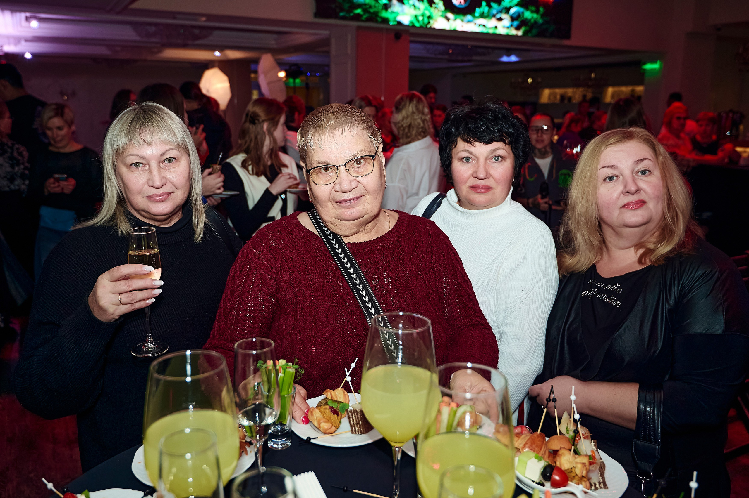 Шоу «Выживалити — Змееловы». Фотограф Яковлев Роман — Красноярск