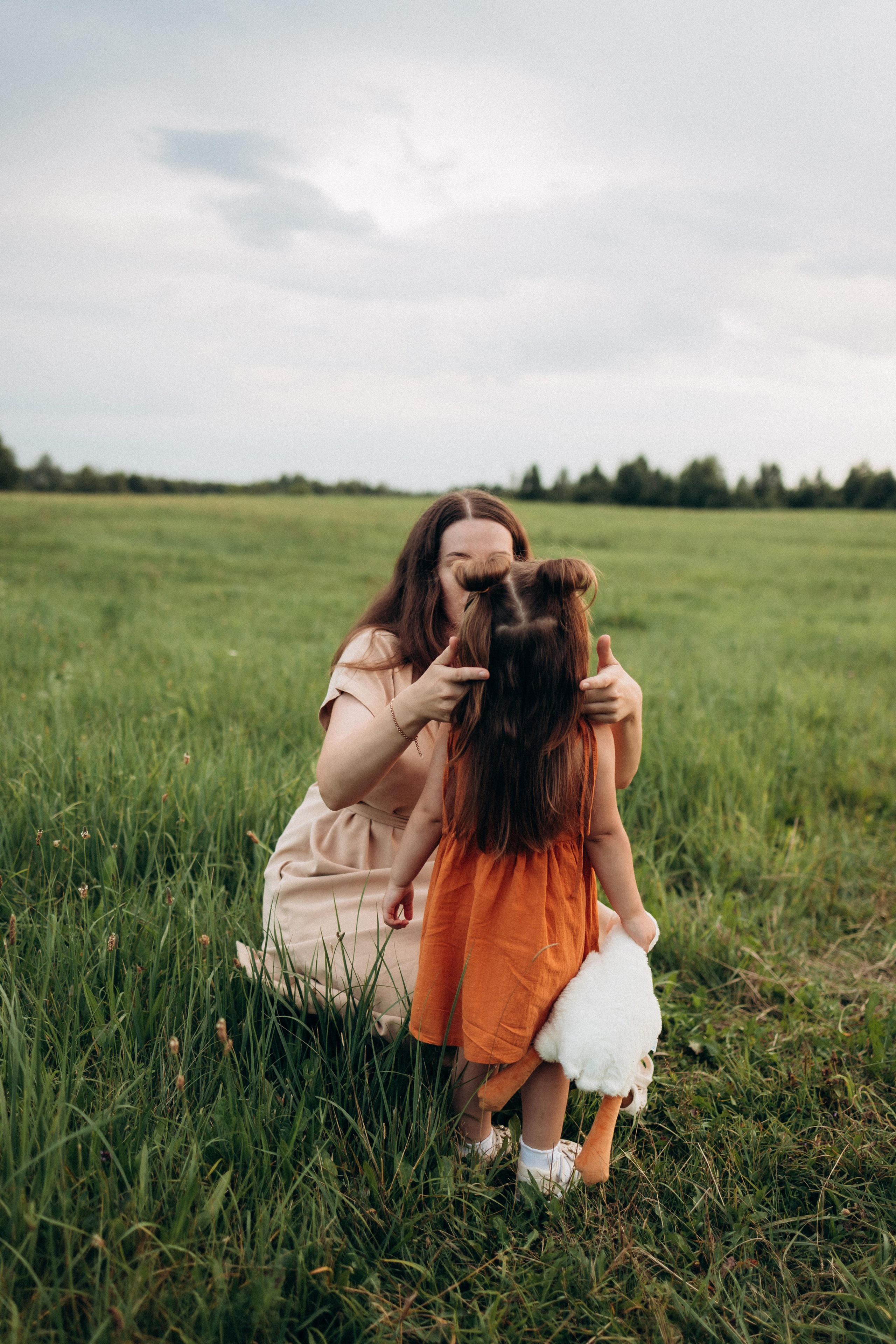 Катя и малышка Аня. Фотограф Елена Рябцева