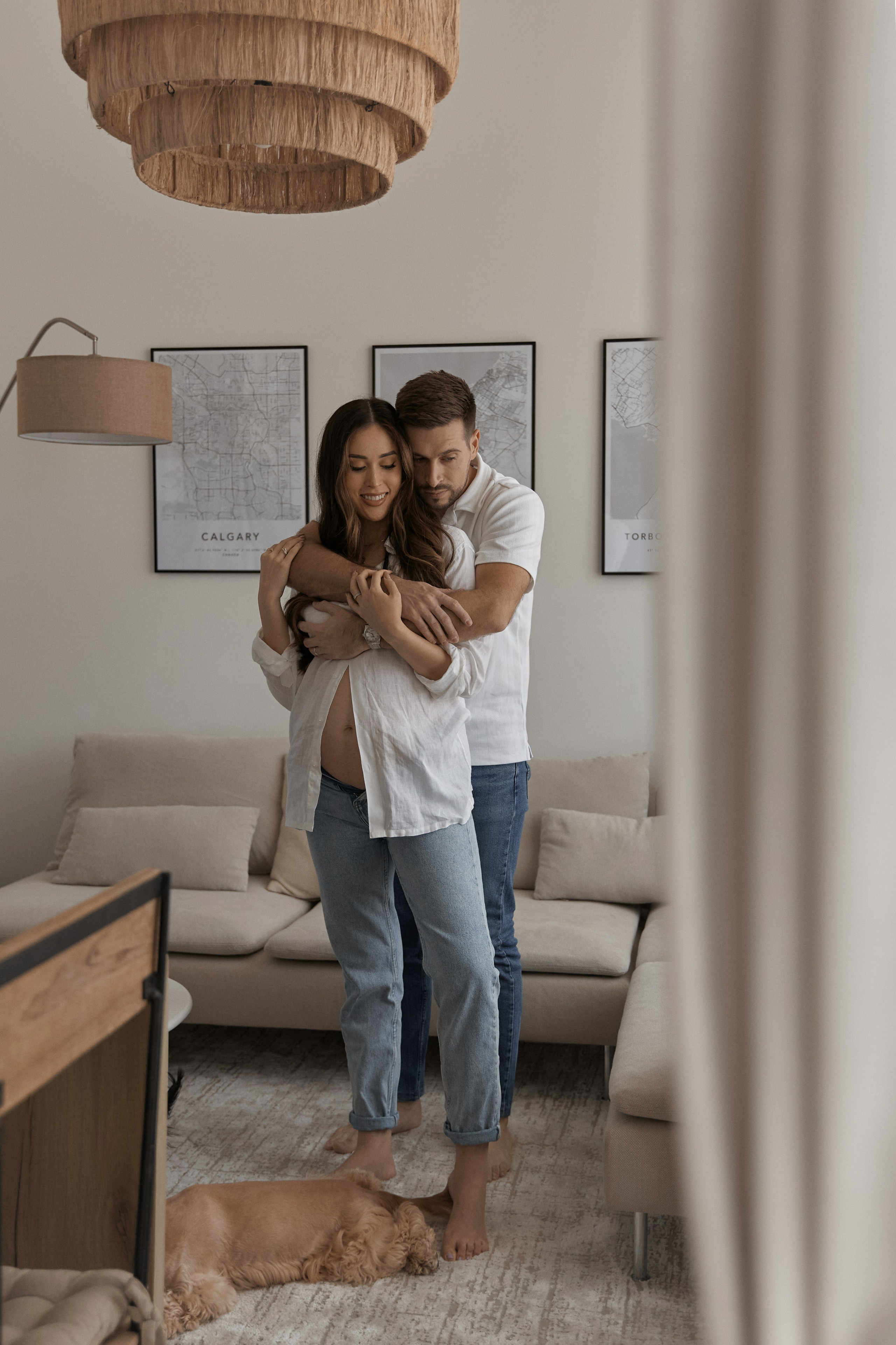 Cozy Pregnancy Photoshoot Dubai | At-Home Comfort