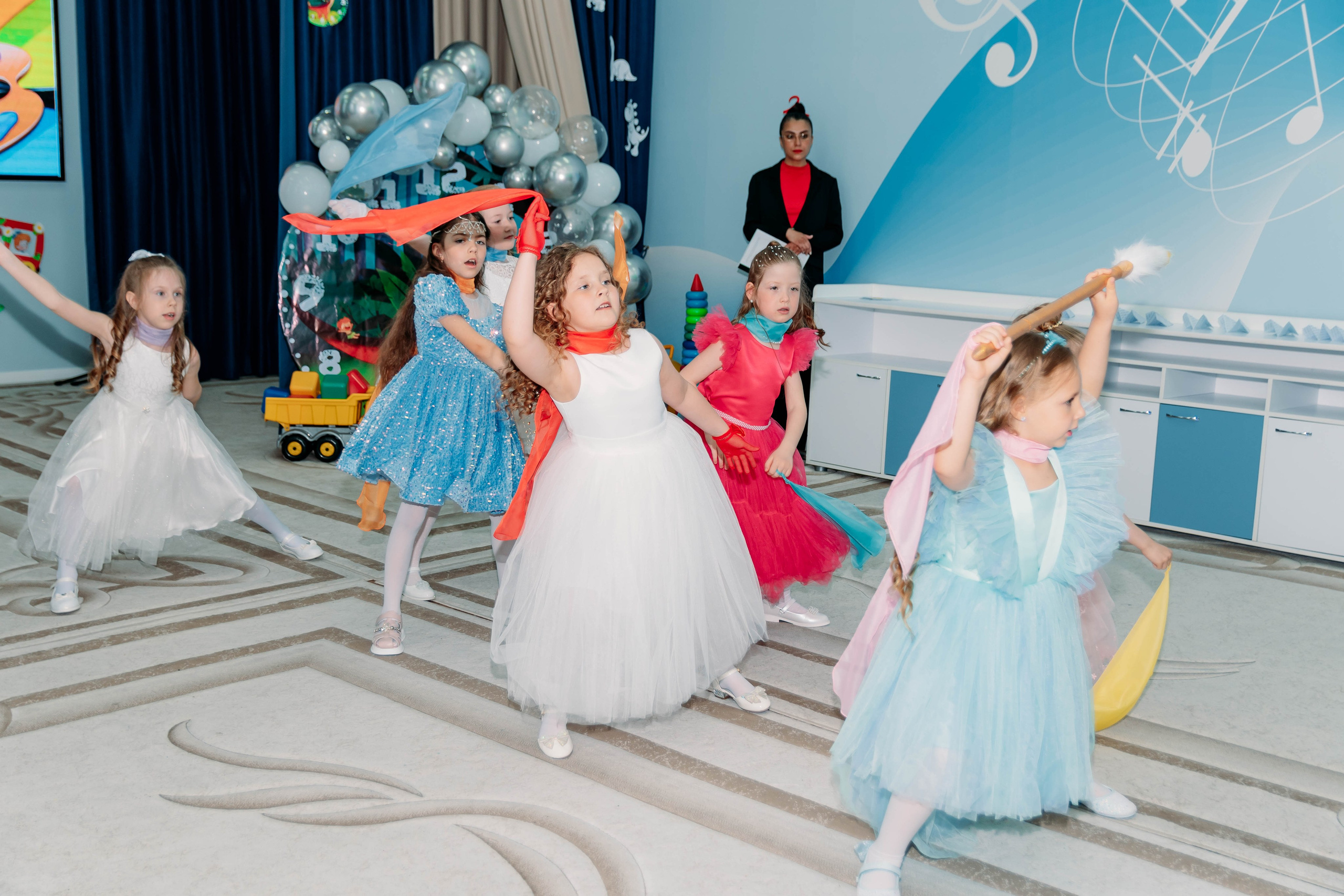 Выпускной 2024 детский сад 4. Фотограф Алёна Царькова. Киселевск