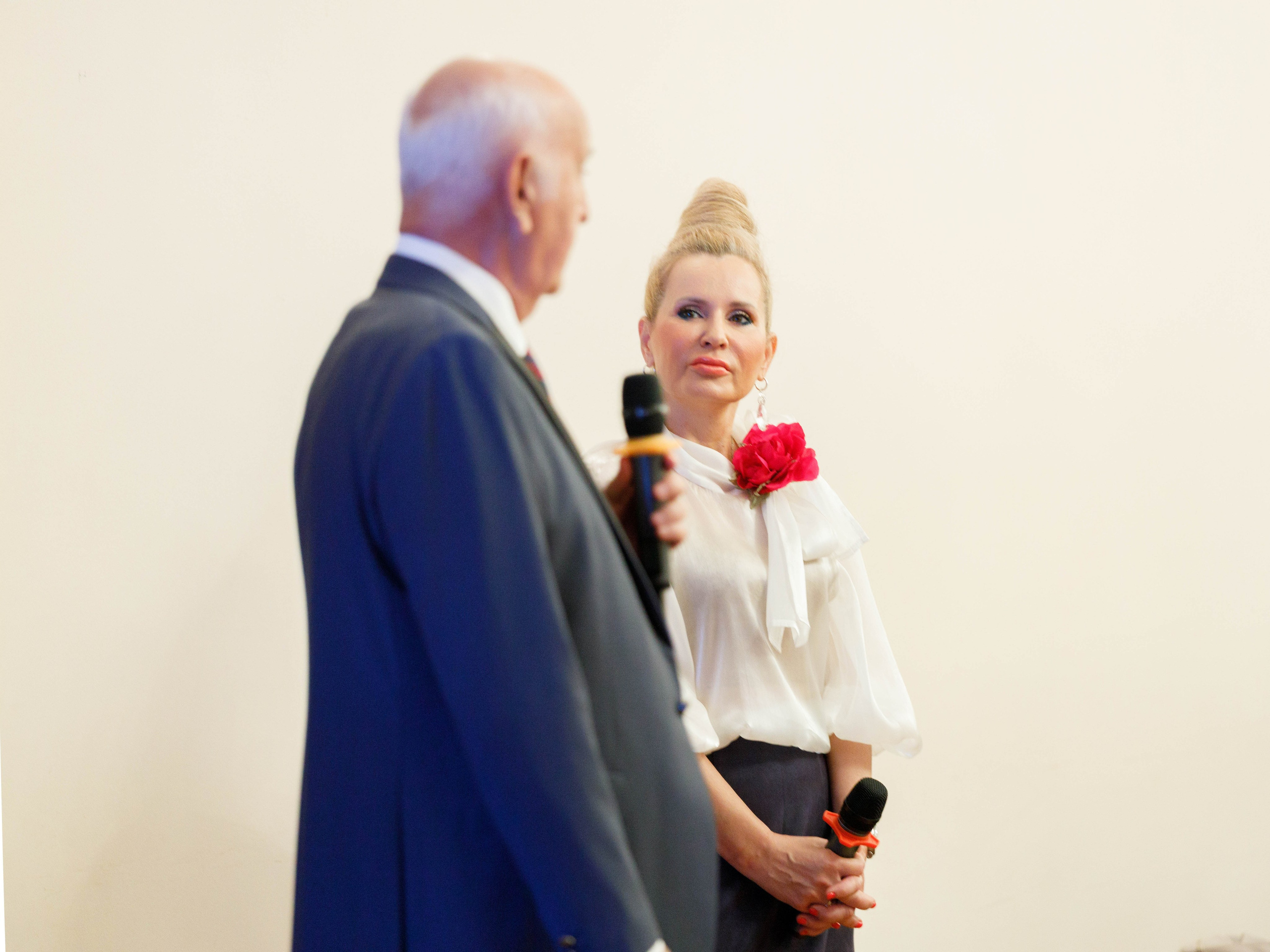 Сессия с профессорами. Дом Учёных 25.10.25. Репортажный фотограф в Новосибирске Алена Помазунова