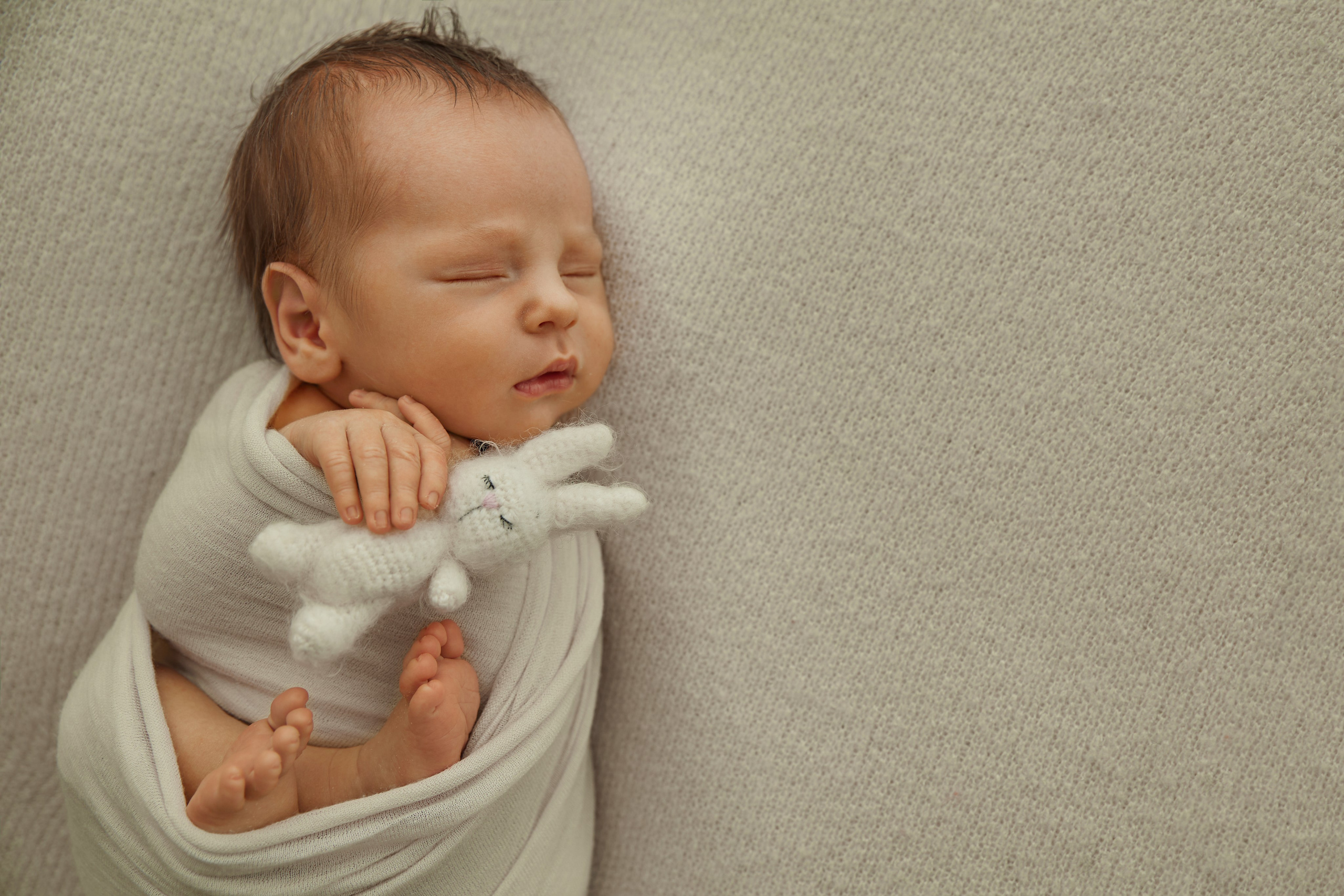 Newborn. Фотограф женского портрета, беременности и материнства Харькова Елена