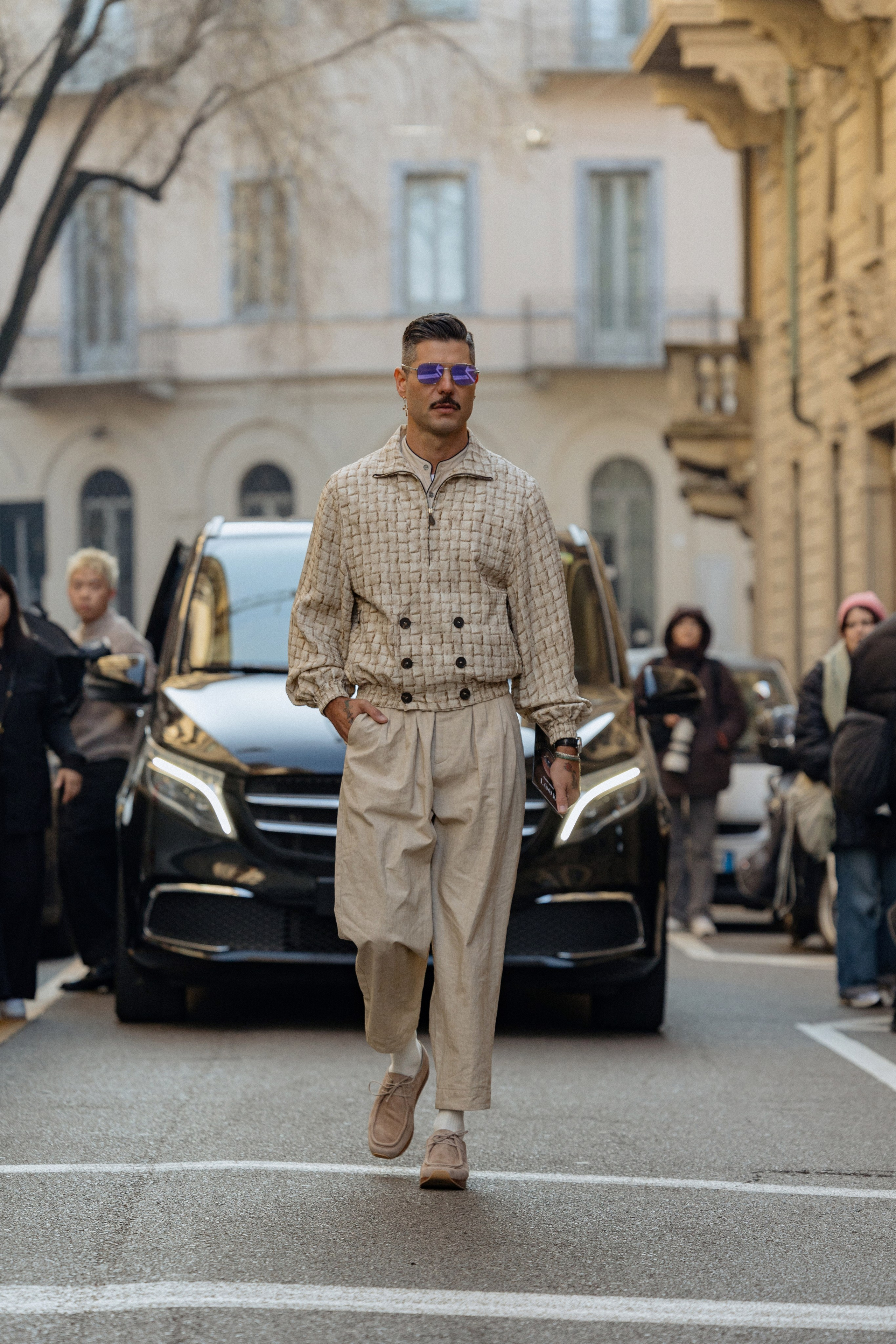 Milan Mens fashion week FW 24/25 ARMANI. Photographer in Milan Ivan Goncharov
