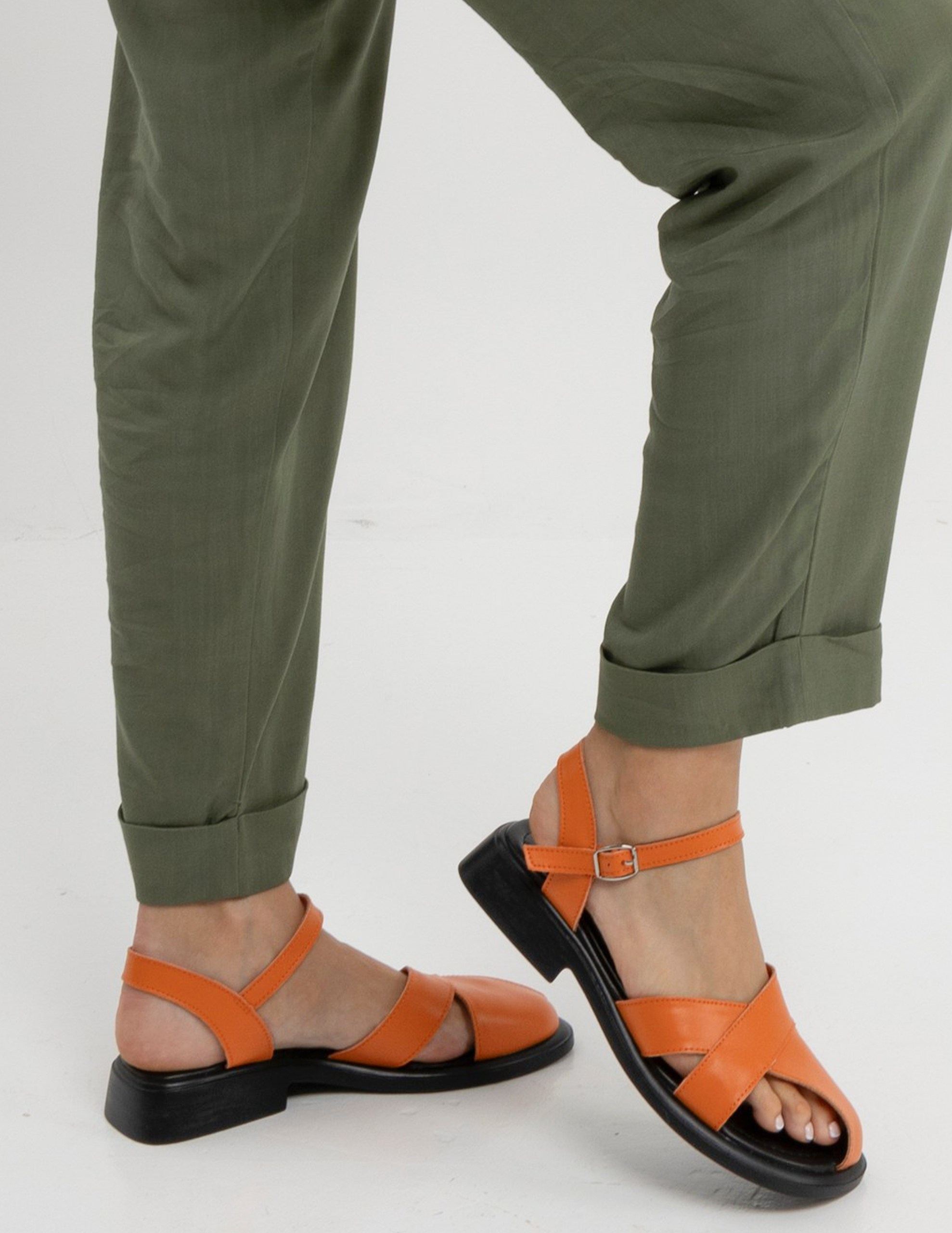 Каталожная съёмка для интернет магазинов. Автопортретная фотостудия в Казани