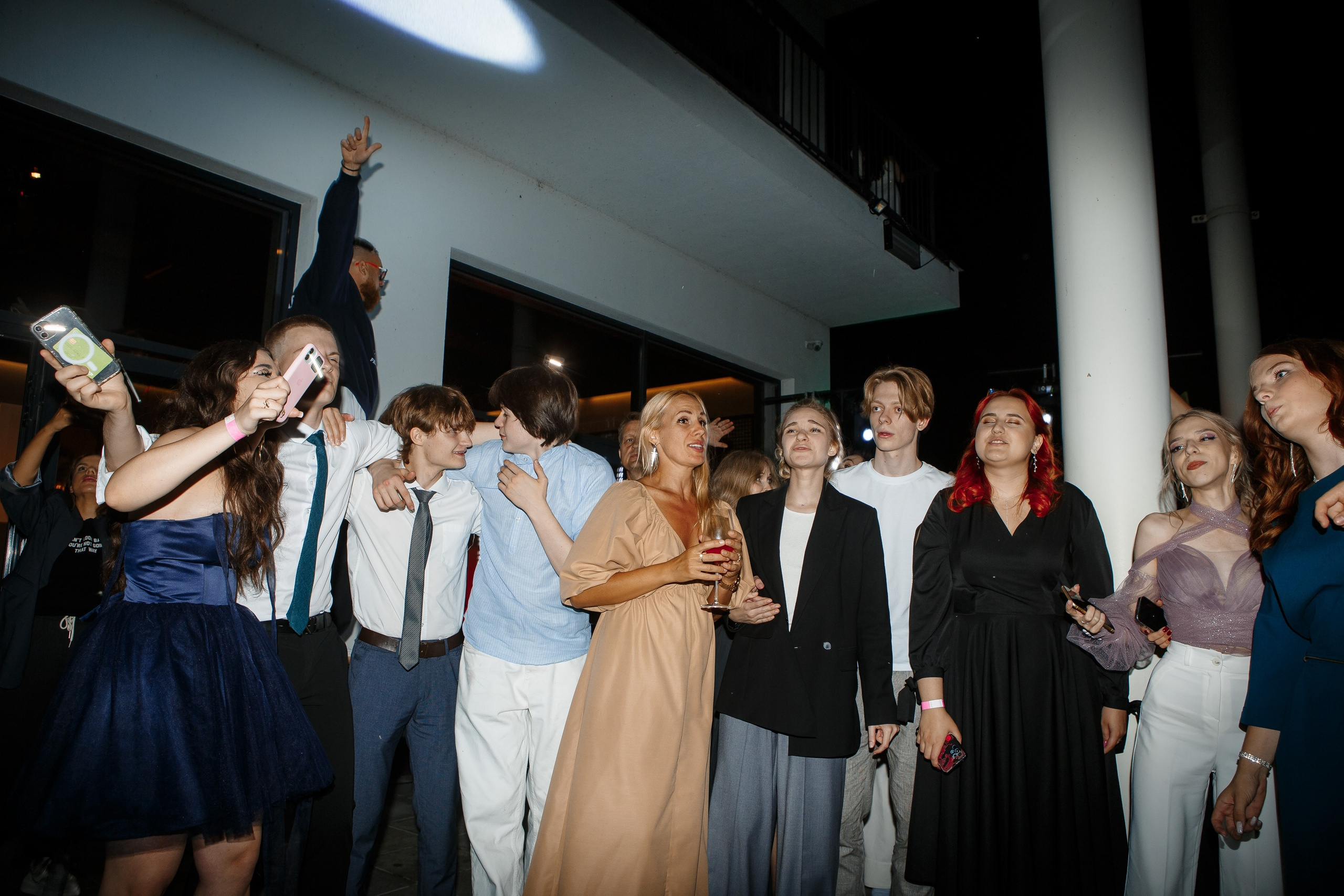 Выпускной Гимназия 12 2024 OpenHouse. Свадебный и портретный Фотограф в Липецке Дмитрий Котюков