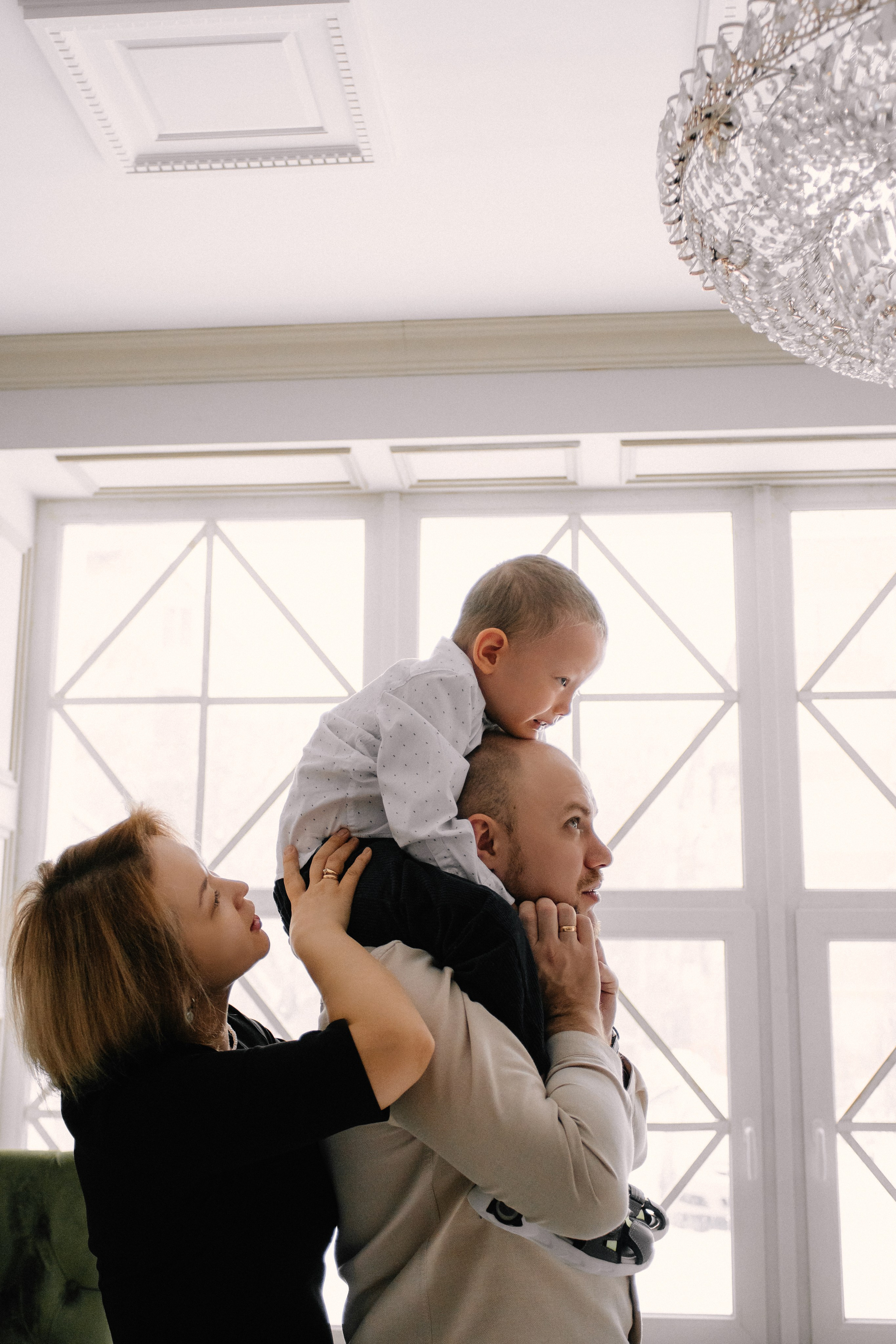 Саша и родители. LeonaStage. Фотограф в Челябинске Любовь Денисенко