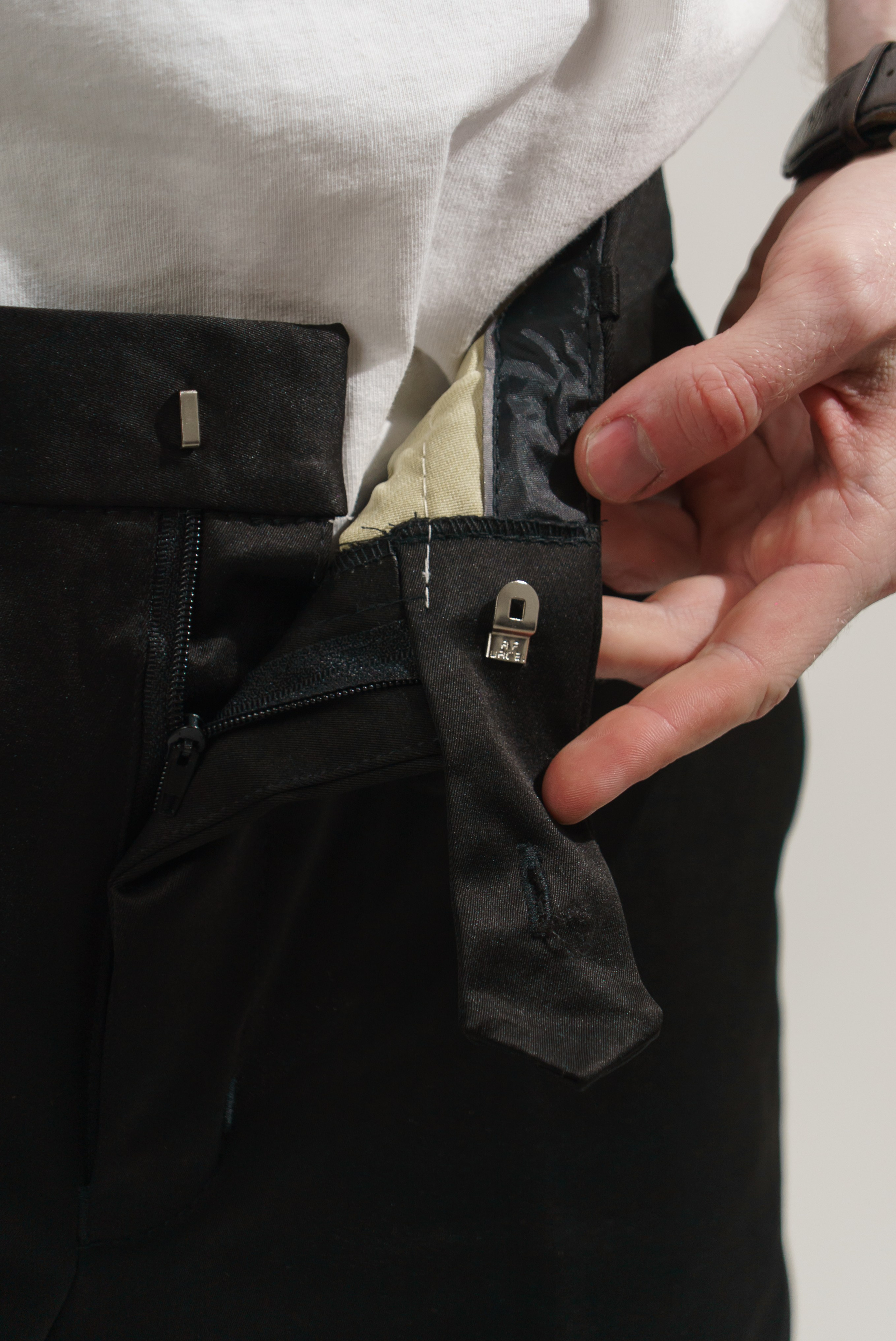 Предметная фотосъемка одежды для Wildberries и Ozon — бренды Краснодара. Фото и видеосъемка одежды для маркетплейсов Ozon, Wildberries. Шедевры для Вас! Фотограф и Видеограф в Краснодаре Пахиев Руслан