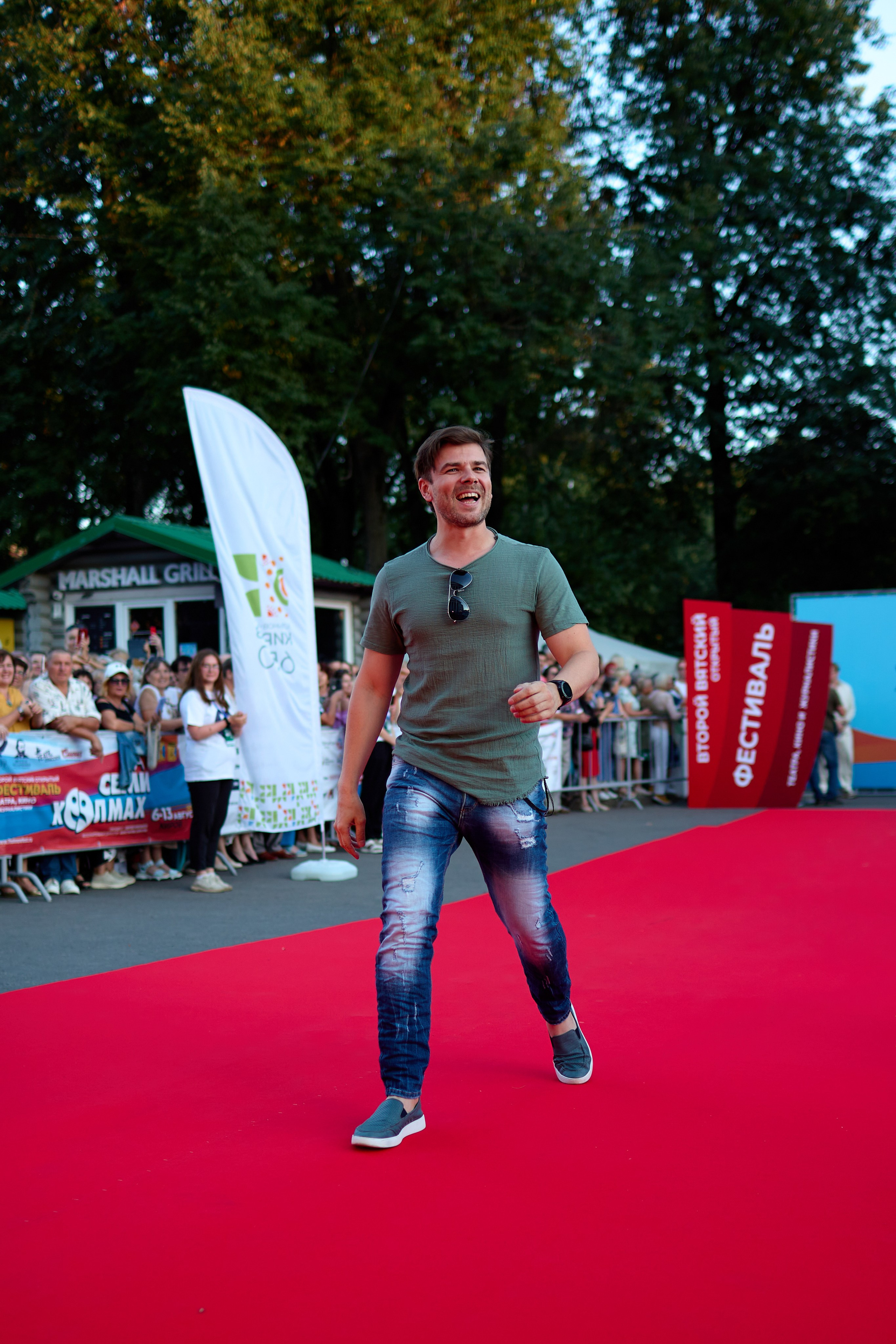 Открытие фестиваля «На семи холмах» 2023. Фотограф Илья Прохоров в Кирове