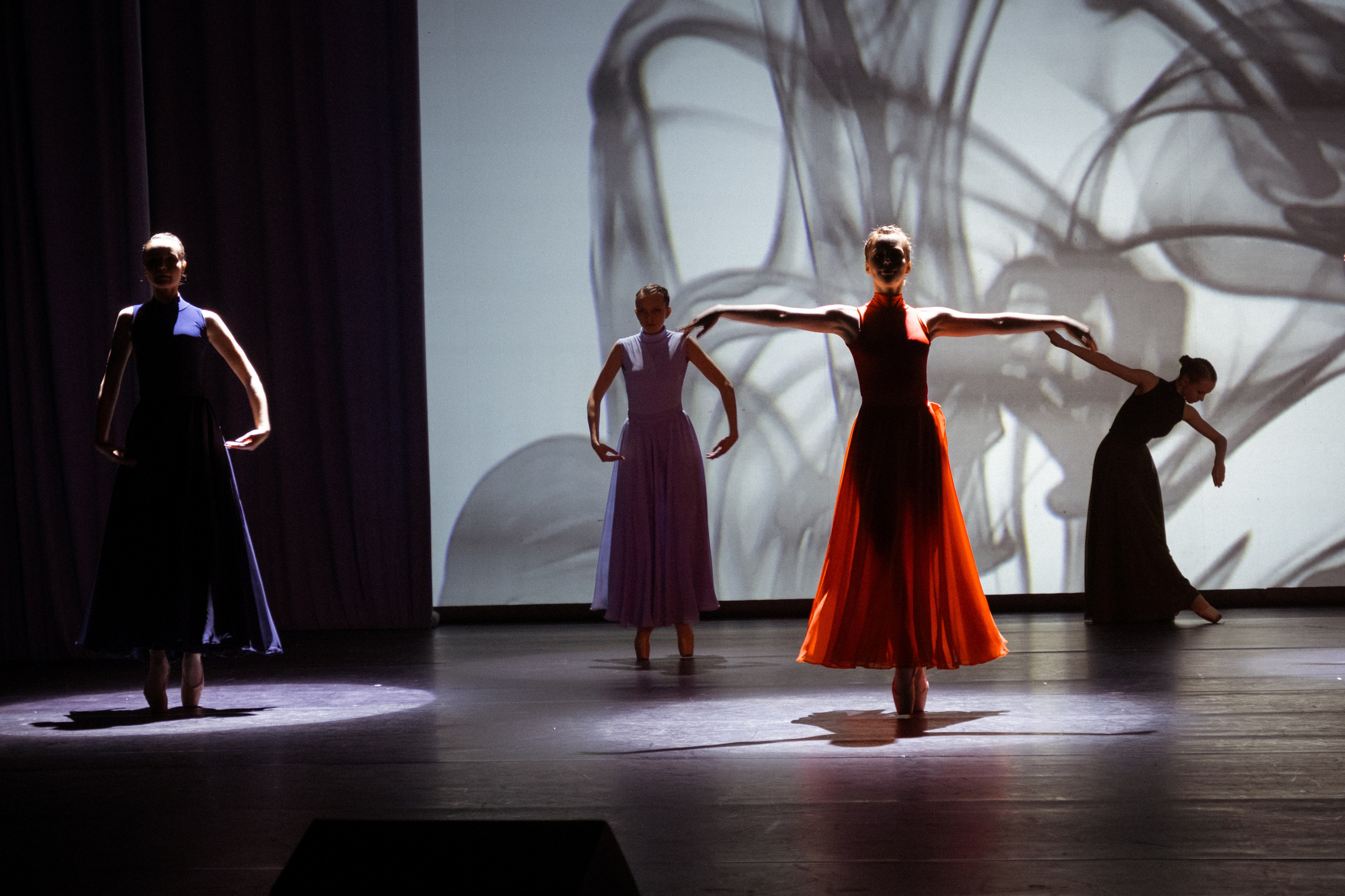 Танцевальный концерт. Фотограф в Иркутске Анна Мирошникова