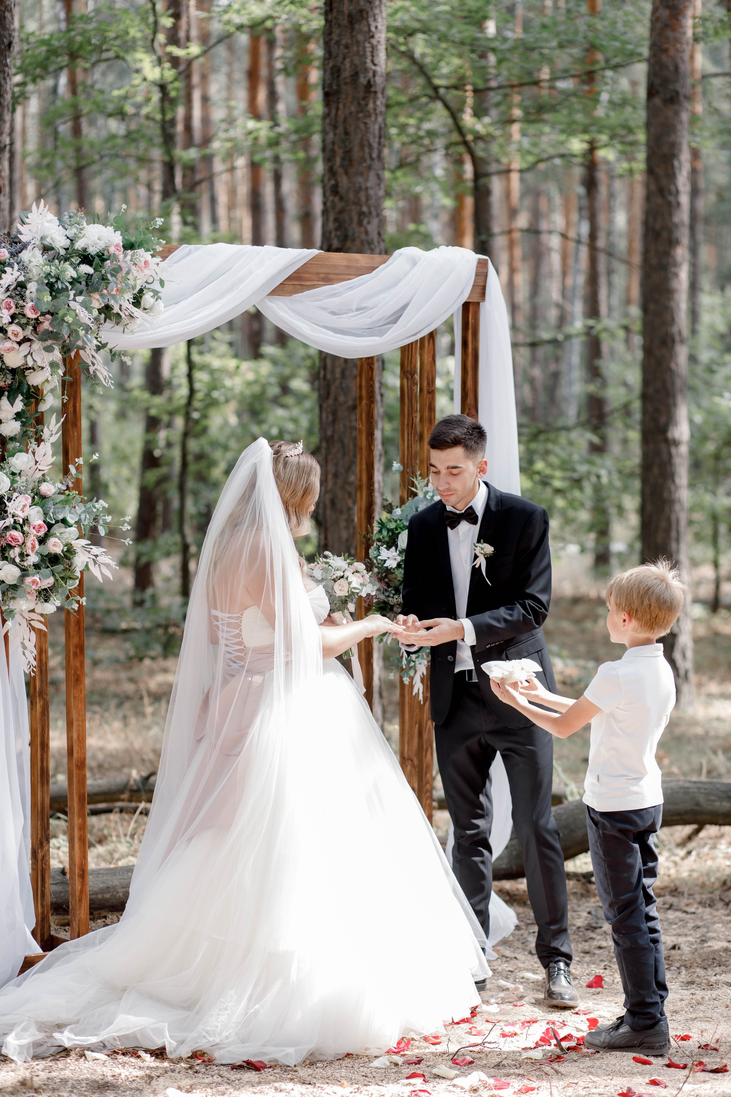 Лесная сказка. Свадебный фотограф Павел Щекин