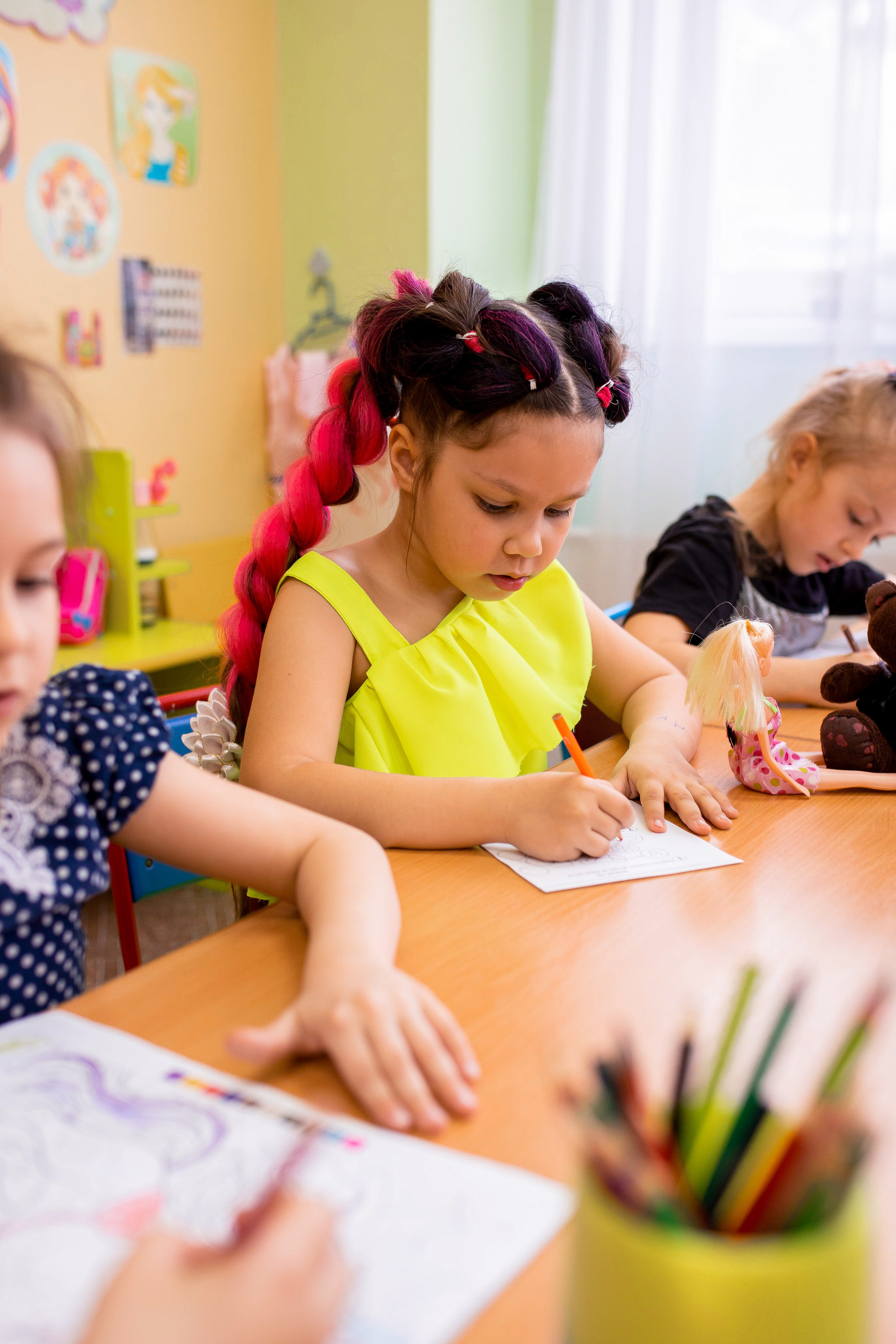 Выпускница Милена с группой. Семейный и детский фотограф город Тында Дарья
