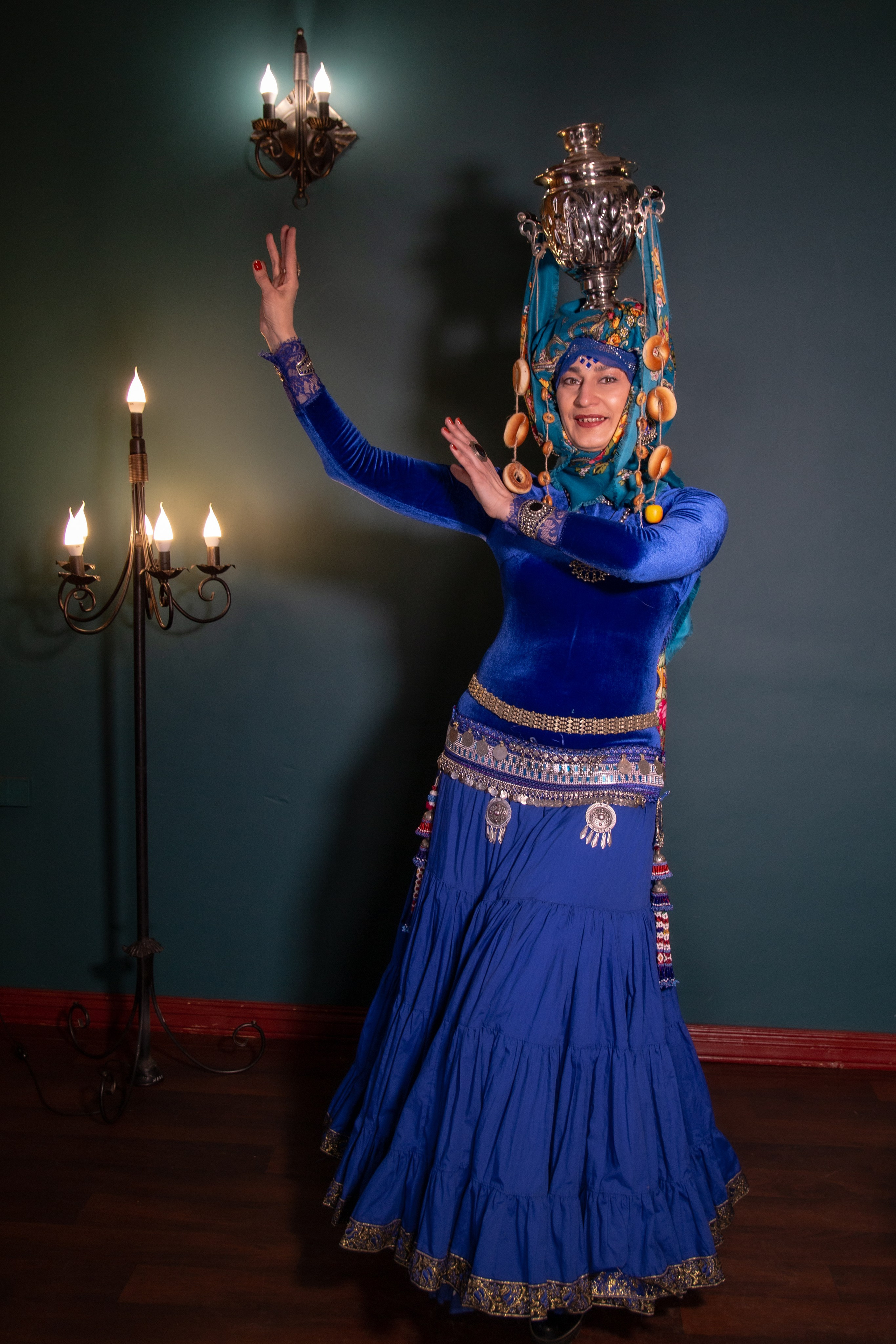 Танец в музее. Музей искусств. Ваш фотограф Северск | Томск