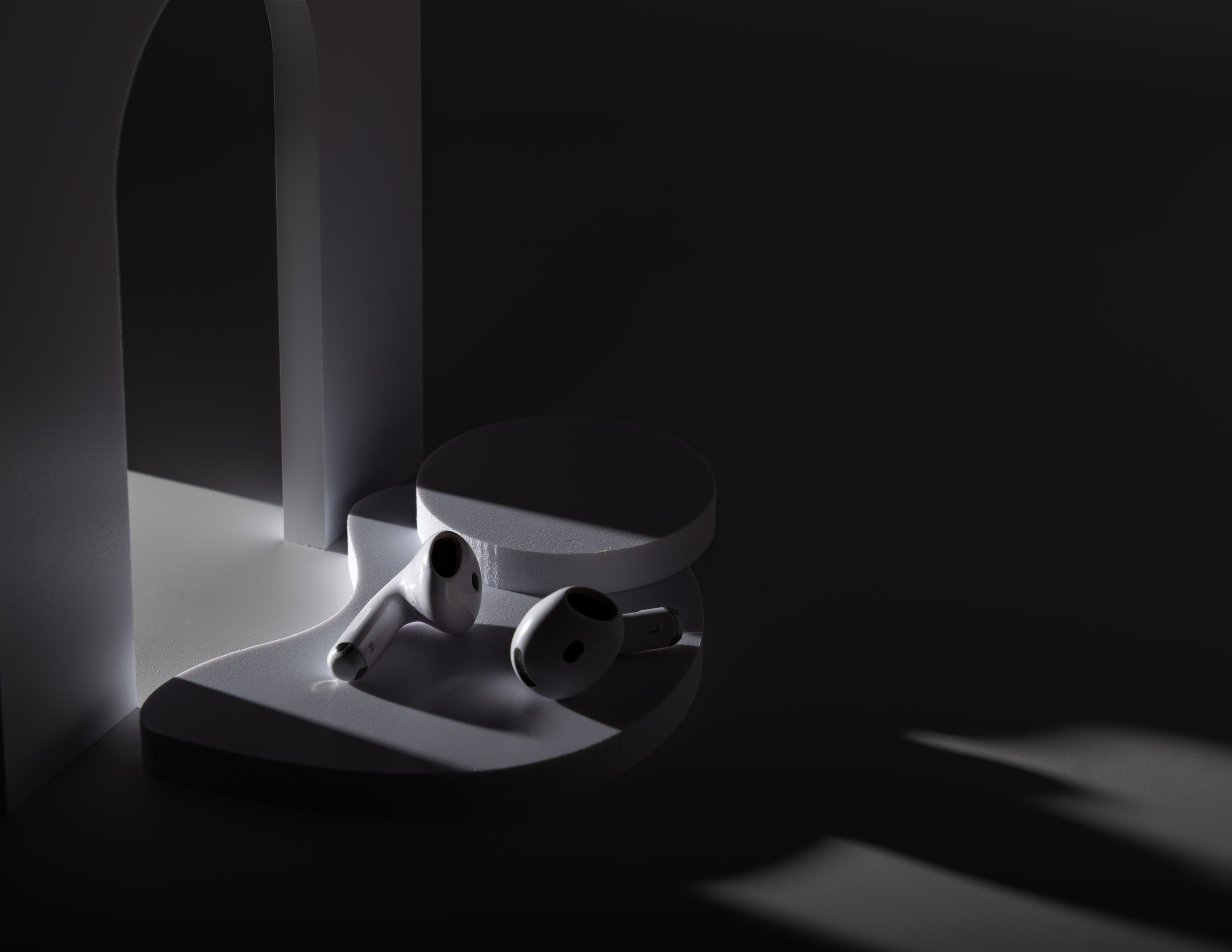 Имиджевая, концептуальная предметная фотосъёмки. Предметный, рекламный, ювелирный фотограф в Москве