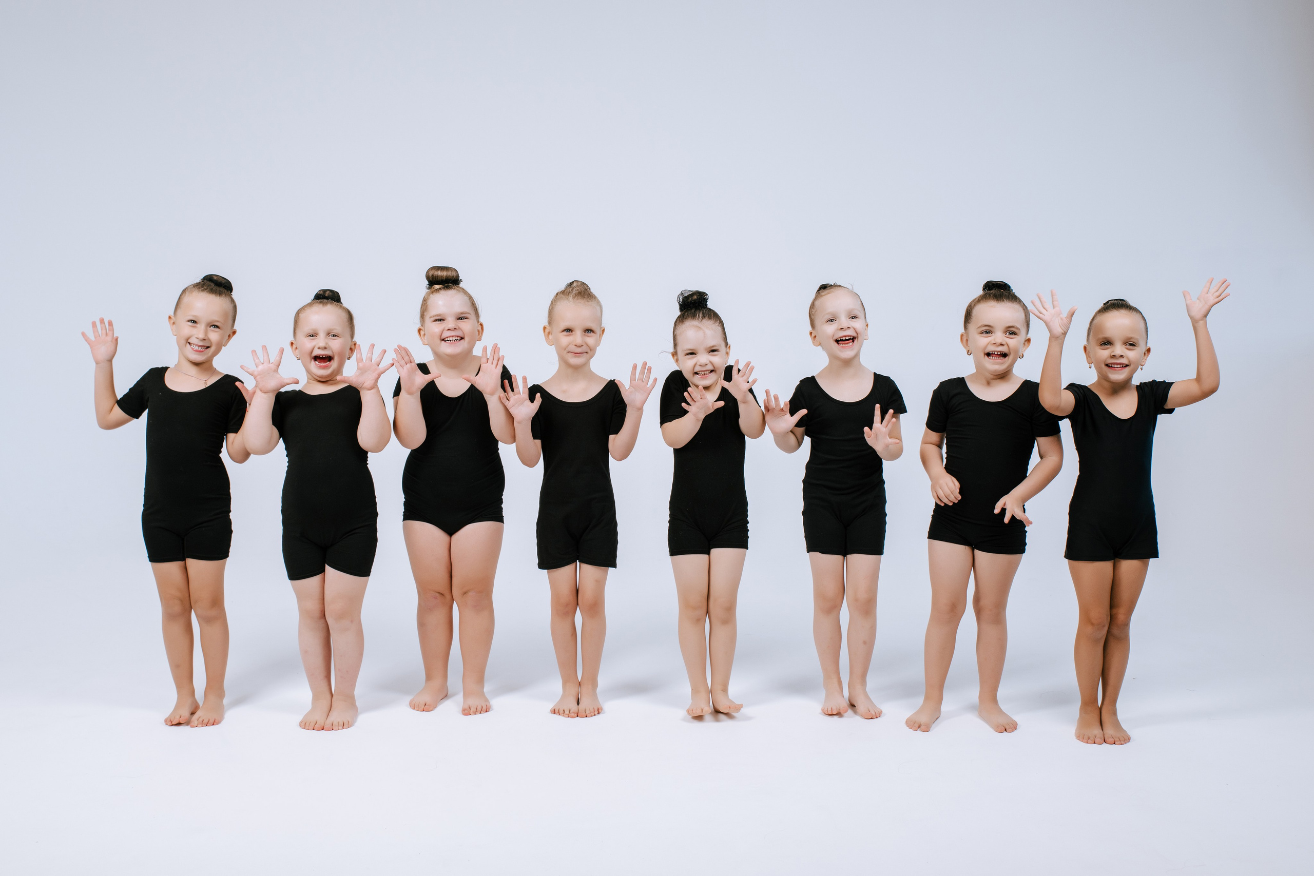 Коллектив «Жар-птица». Фотограф Ярмишко Дарья. Выпускные фотокниги