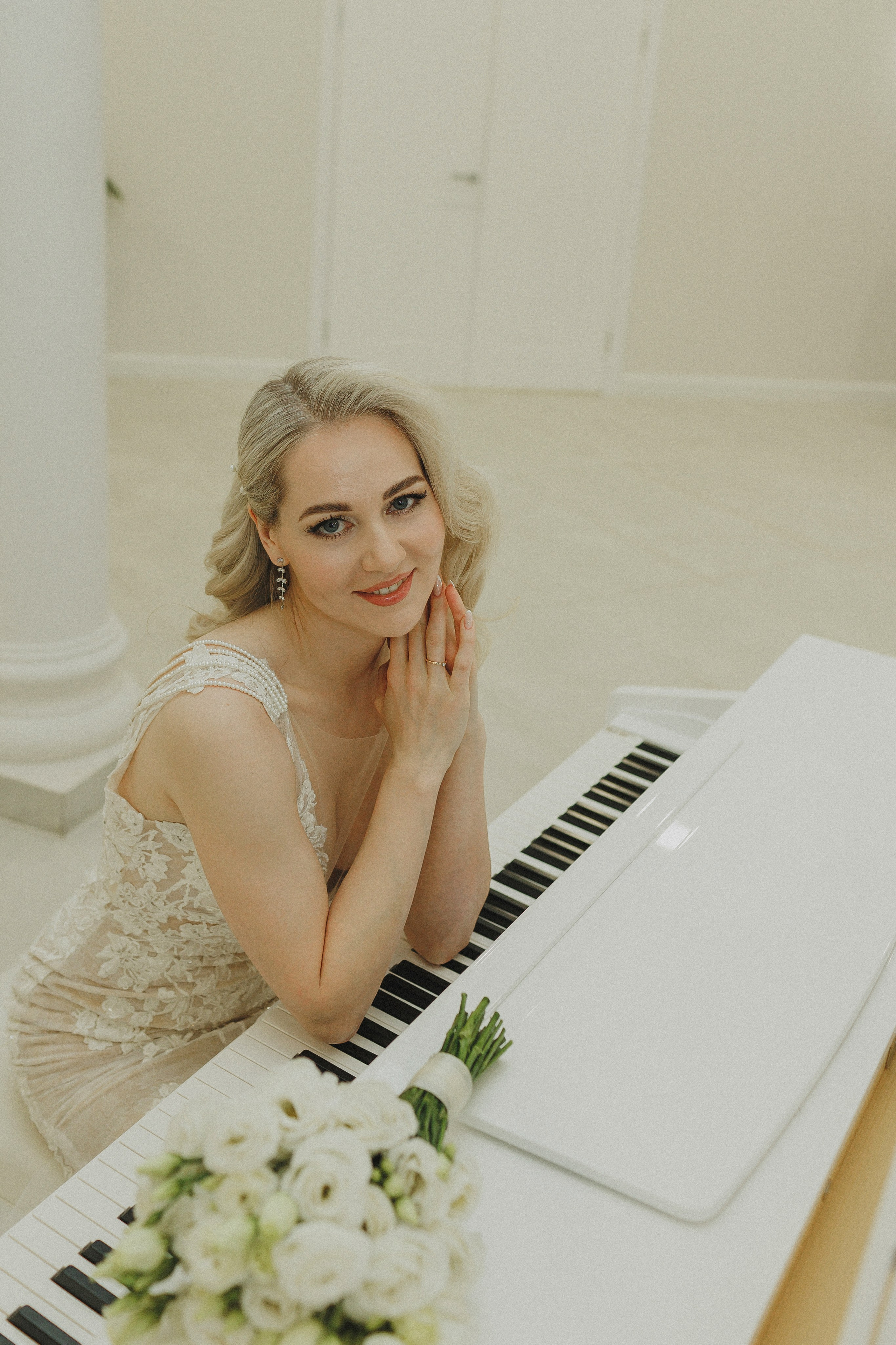 Свадебная фотосессия в Таганском ЗАГСе и Кусково. Фотограф в Москве и Люберцах Анна Ушакова