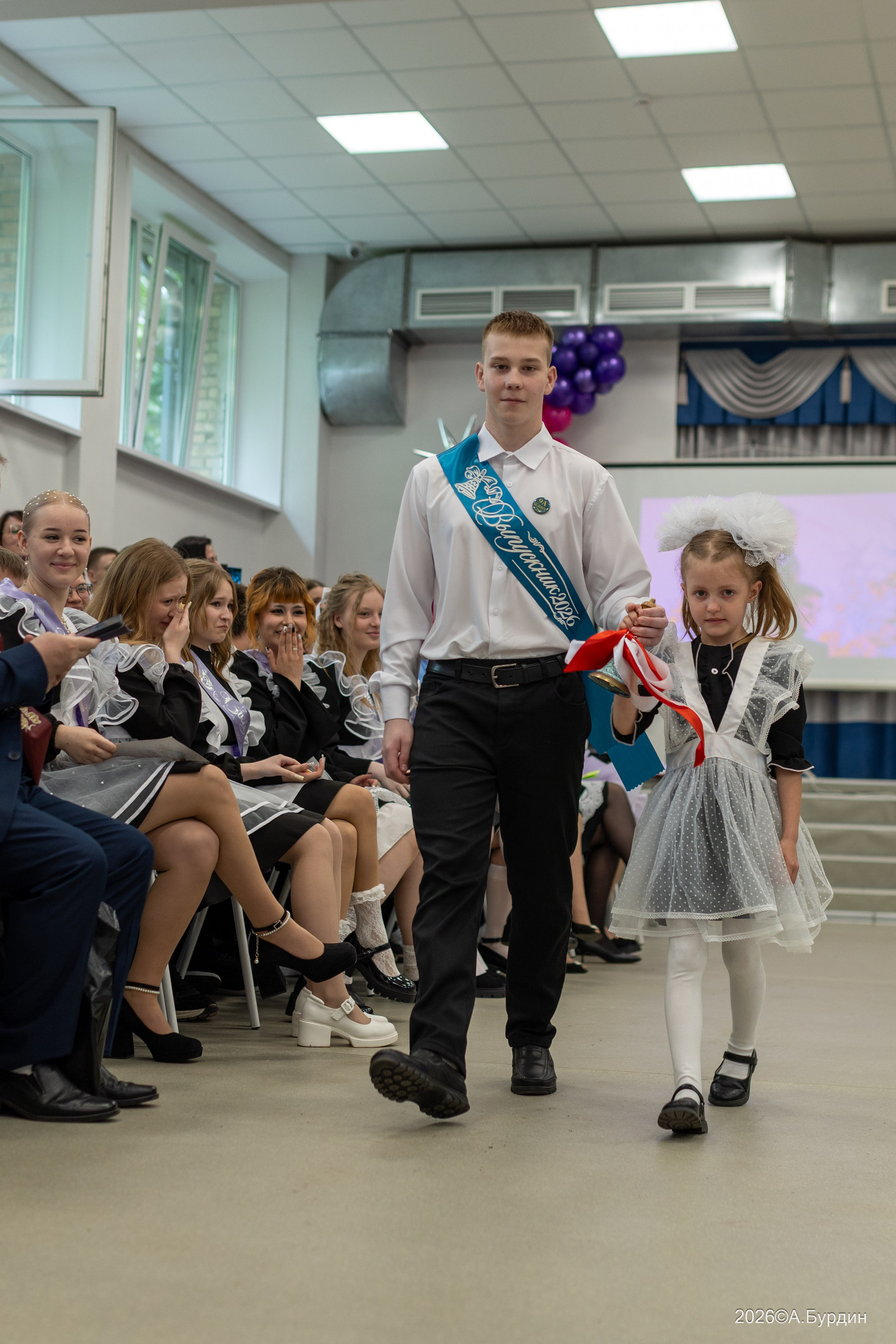 Последний звонок в школе. Эжва. Фотограф в Эжве. Сыктывкар