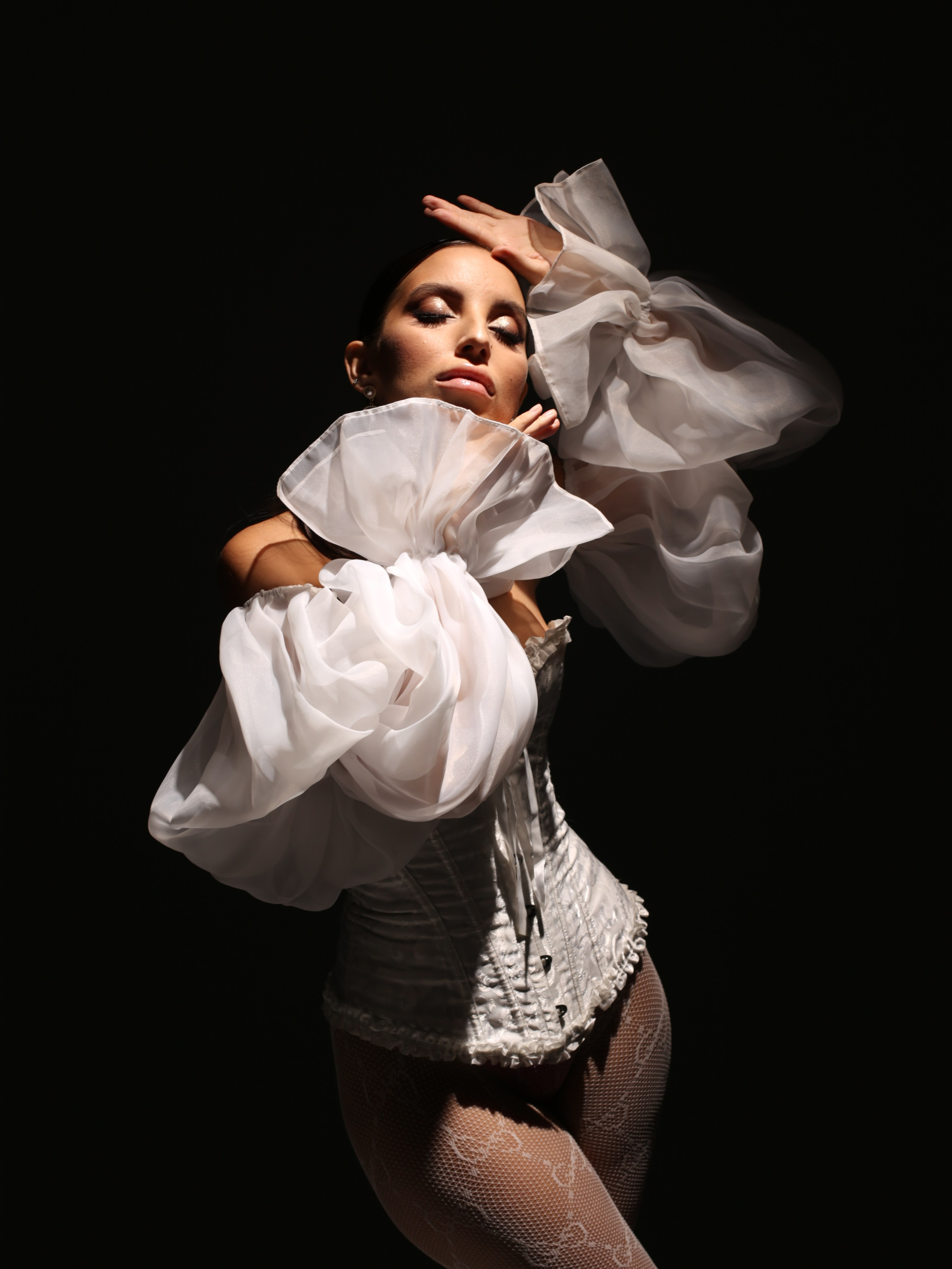 Женский портрет. Фотограф беременности и новорожденных в Казани Ирина Николаева