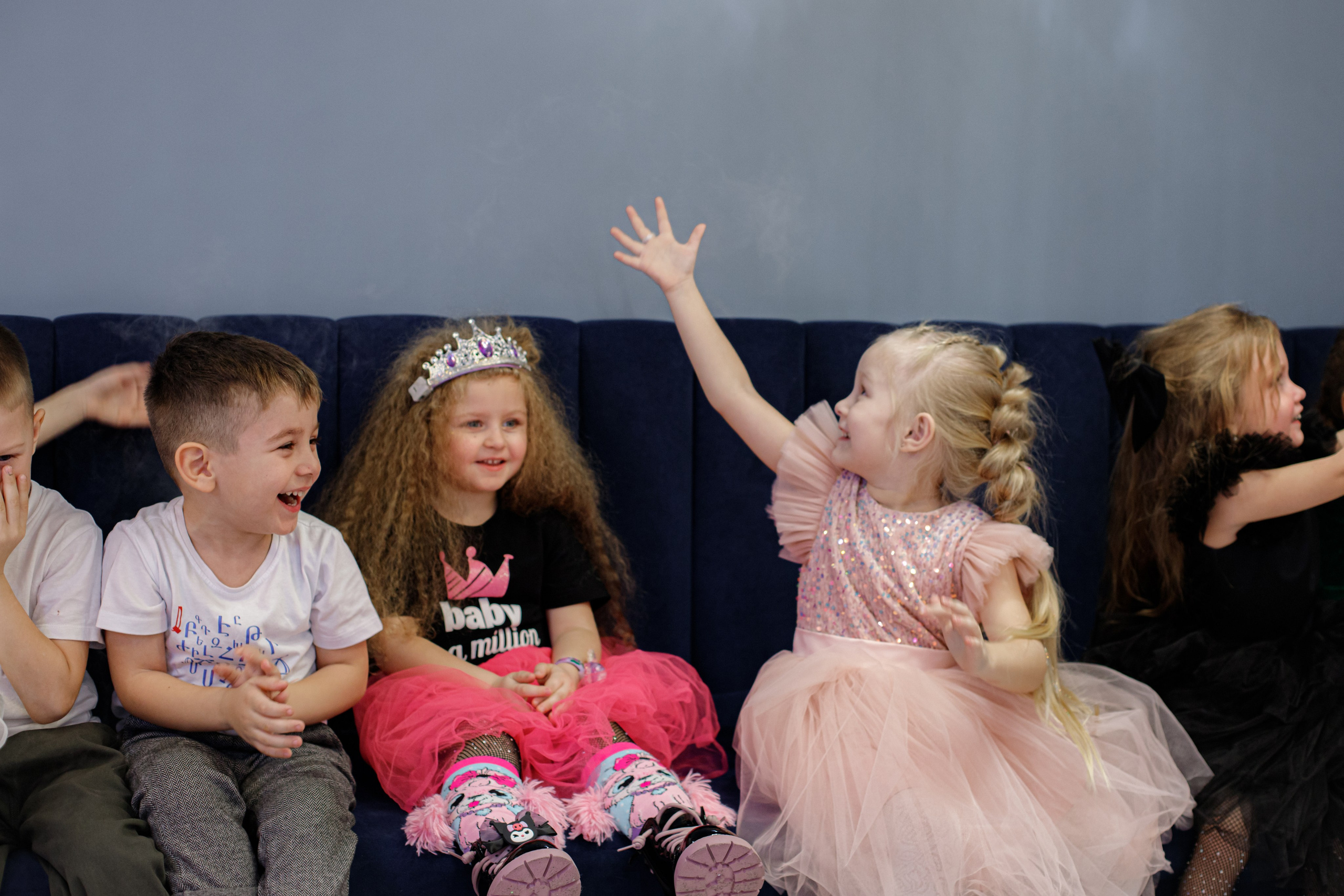 ASIA'S BIRTHDAY PARTY. Photokarish