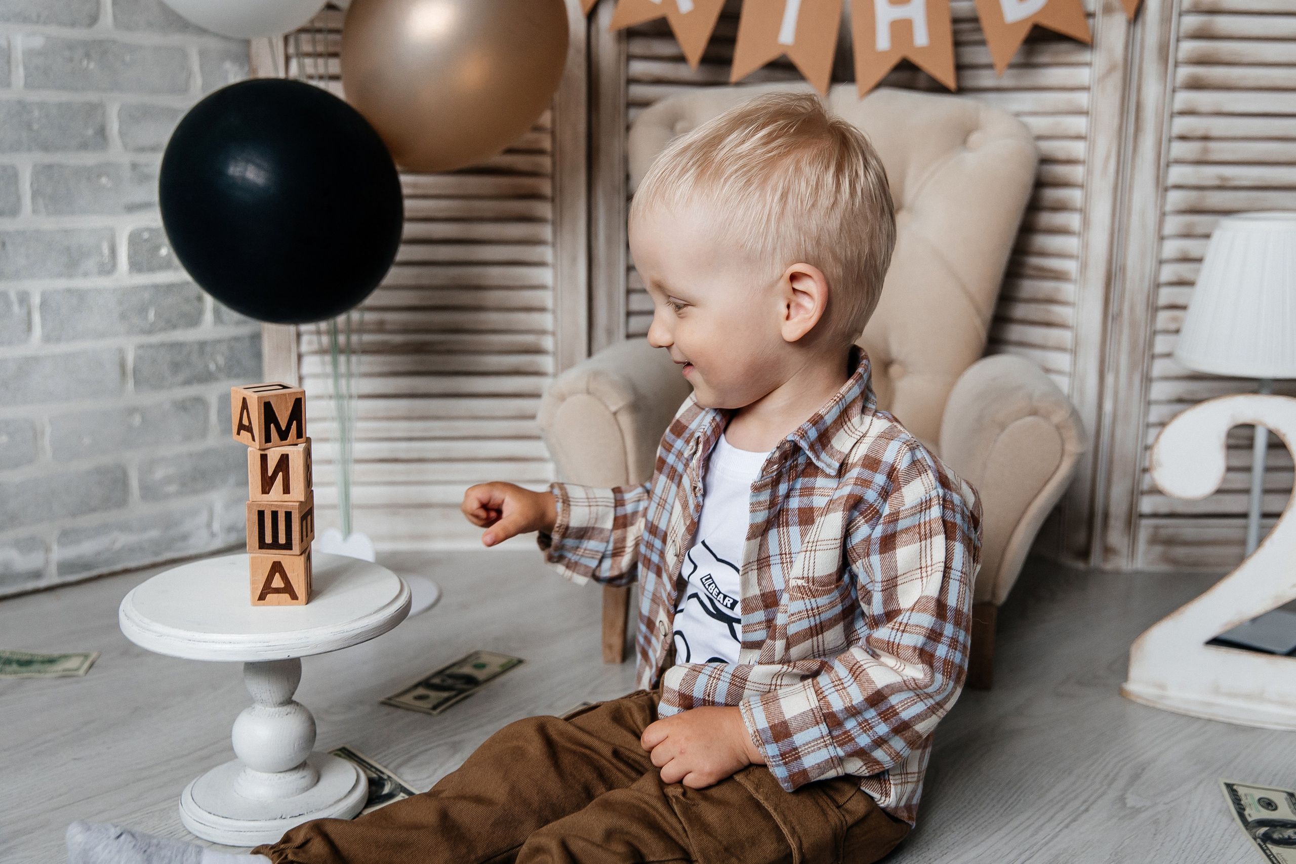 В кресле (до 3 лет). Детский фотограф, выпускные альбомы в Нижнем Новгороде Бодягина Мария