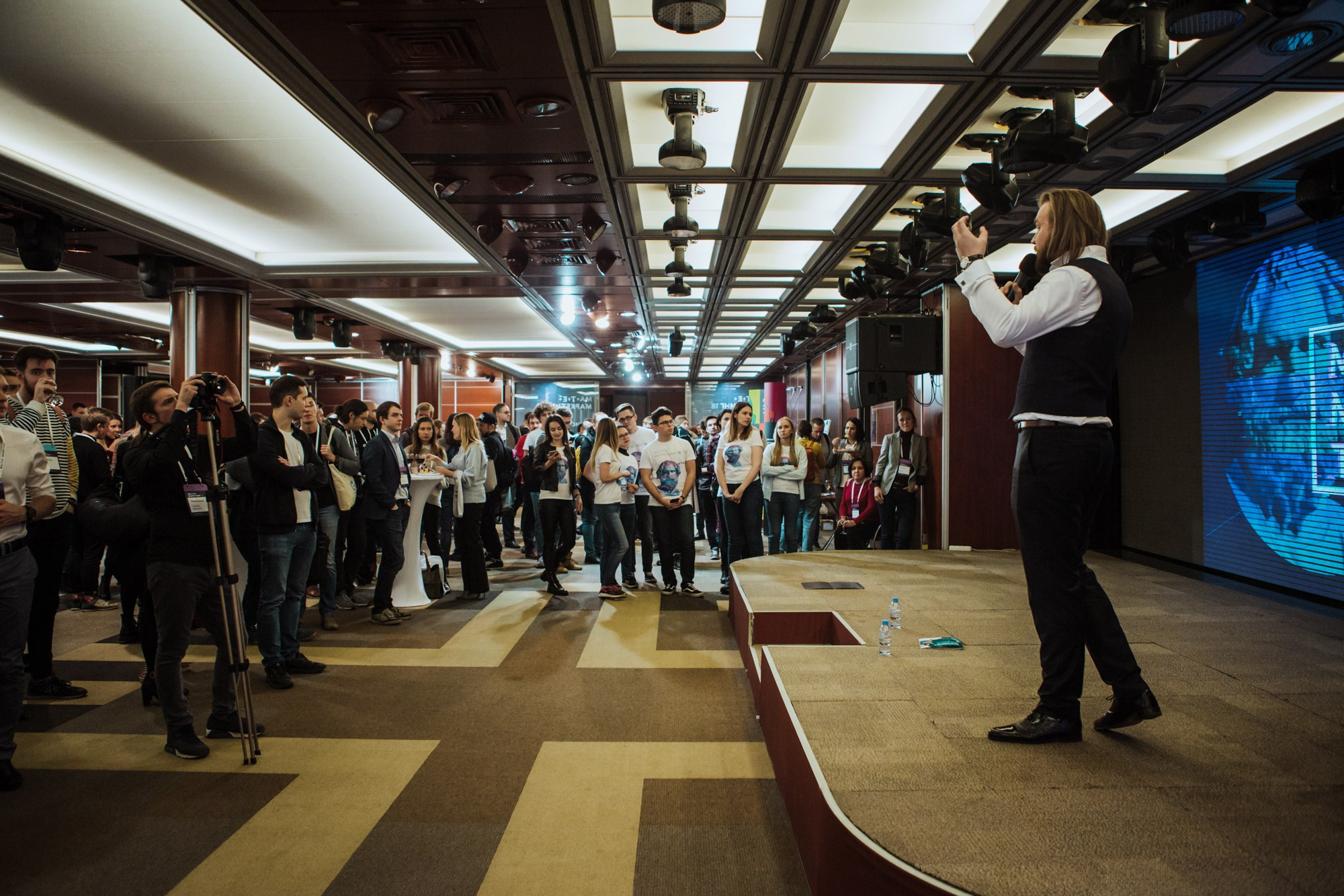 Матемаркетинг — 7 ноября 2018. Фотобанк Матемаркетинг