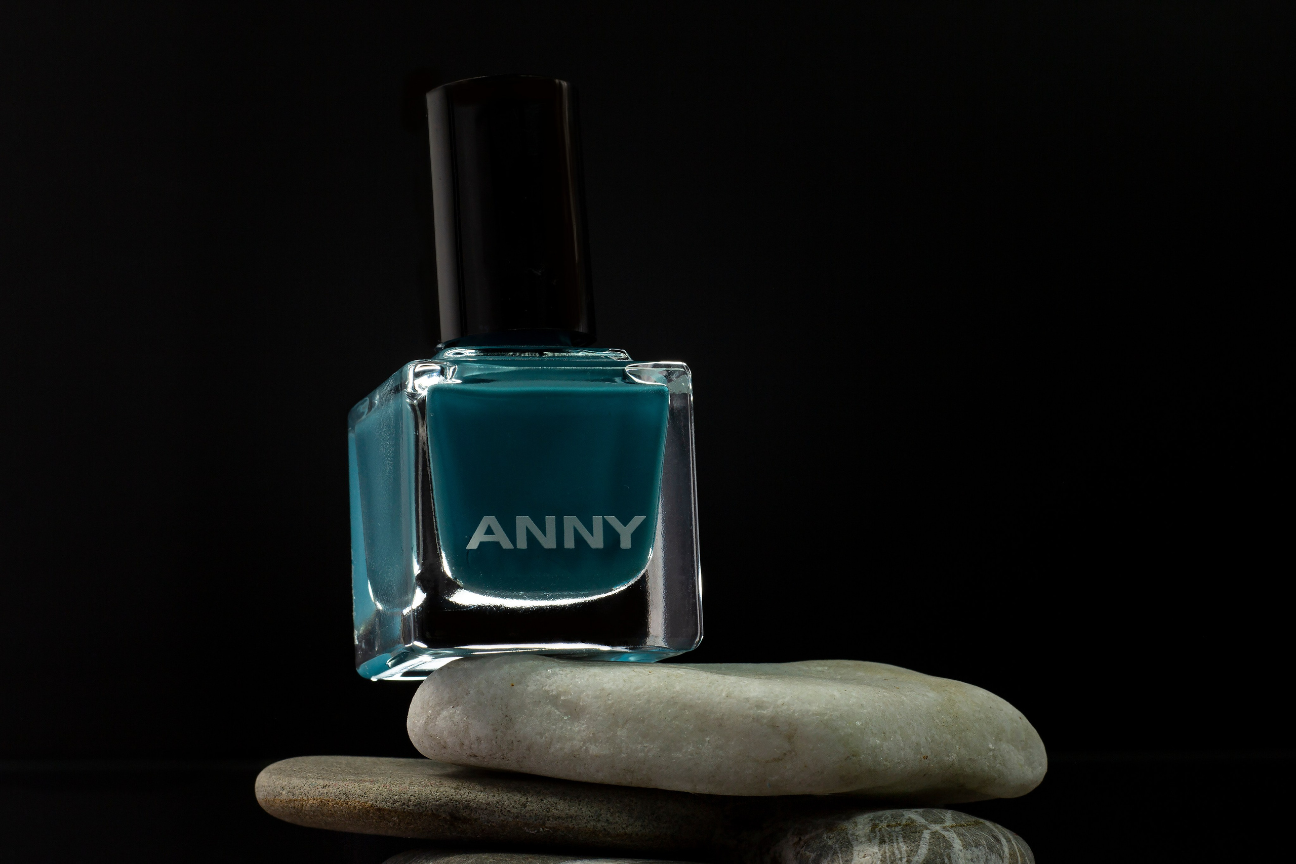 Предметная фотография косметики, бытовой химии, диффузоров. Предметный фотограф в Москве и Московской области