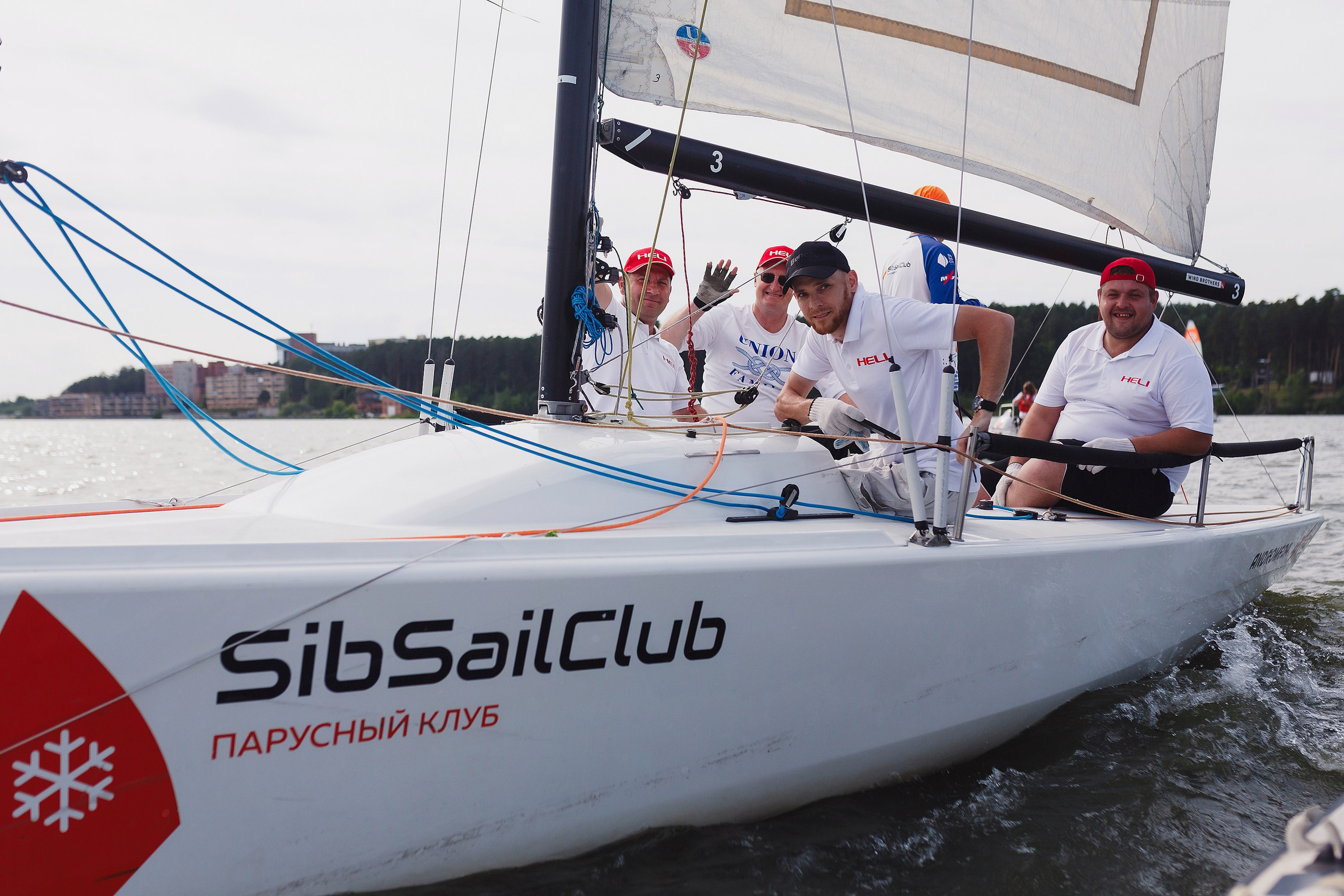 ЯХТИНГ. Roman Photo