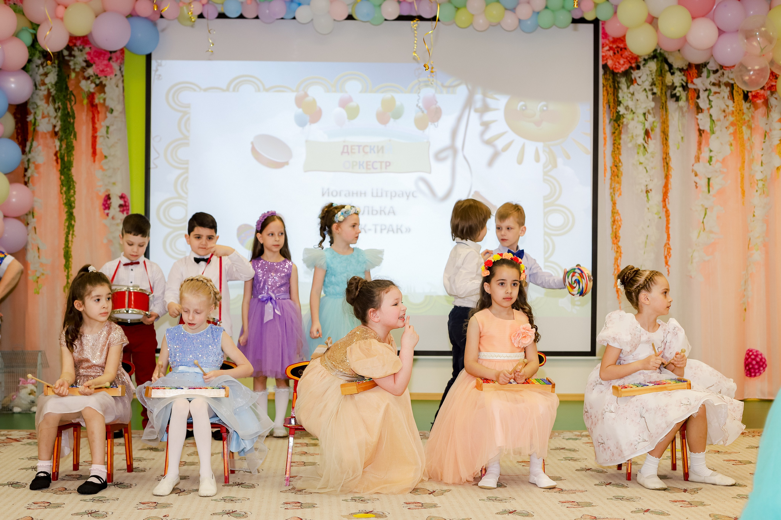 Съёмки праздников и выпускных в детских садиках и школах. Семейный и детский фотограф Эльвира Билибина