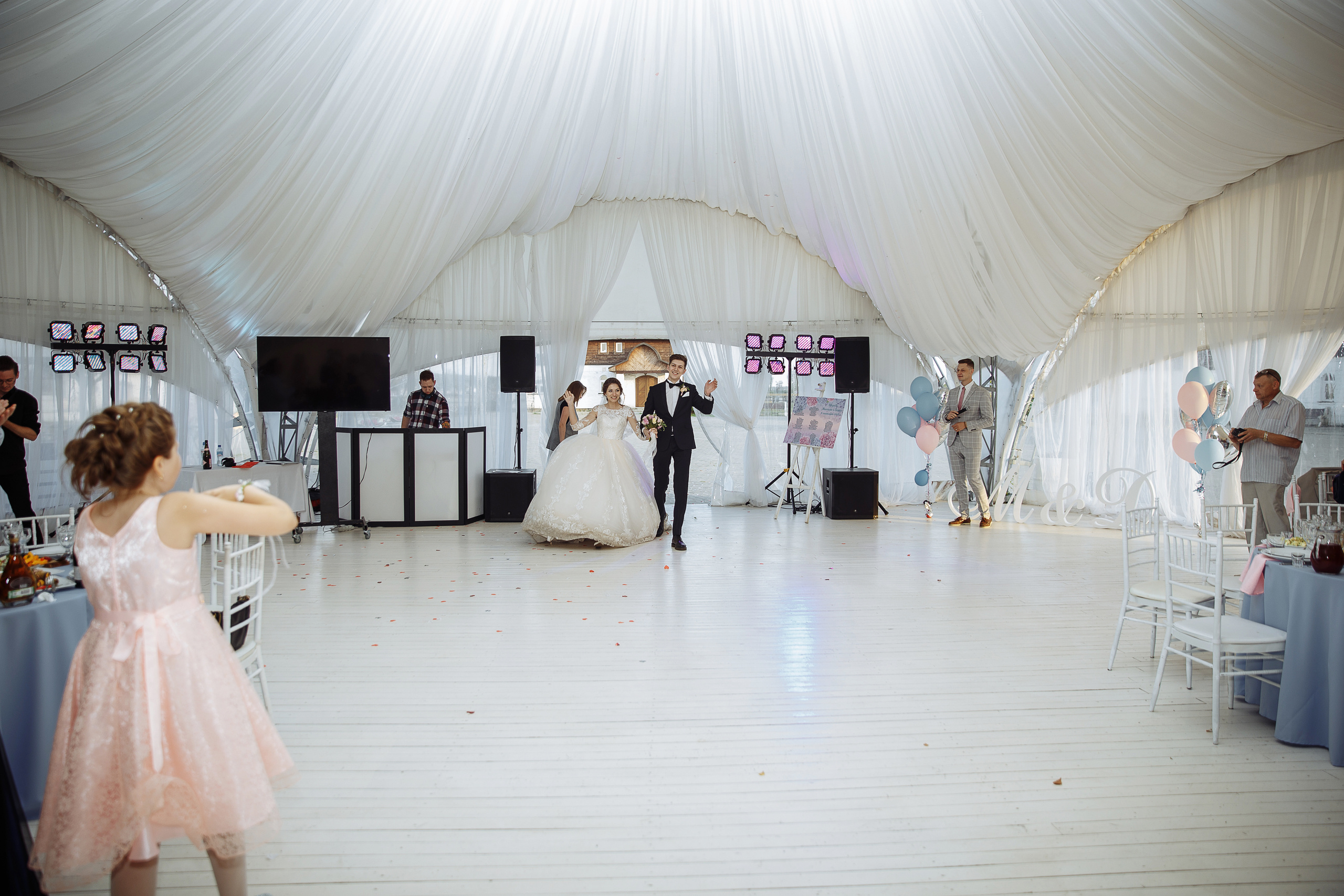 Максим и Дарья. Свадебный фотограф в Москве Тёма Савостиков