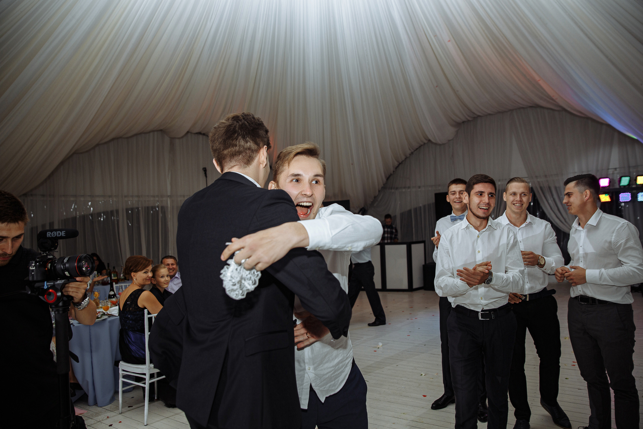 Максим и Дарья. Свадебный фотограф в Москве Тёма Савостиков