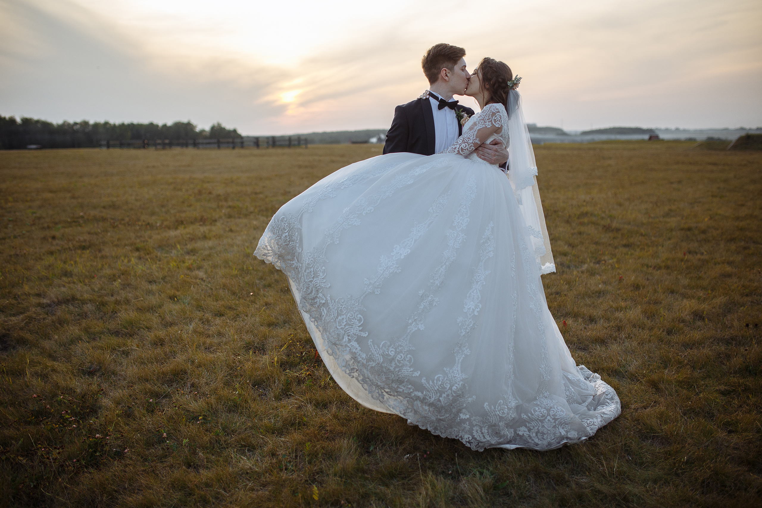 Максим и Дарья. Свадебный фотограф в Москве Тёма Савостиков