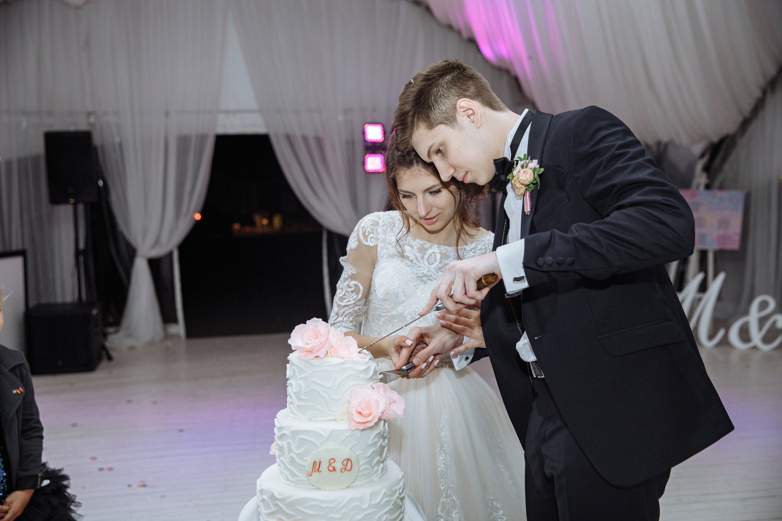 Максим и Дарья. Свадебный фотограф в Москве Тёма Савостиков