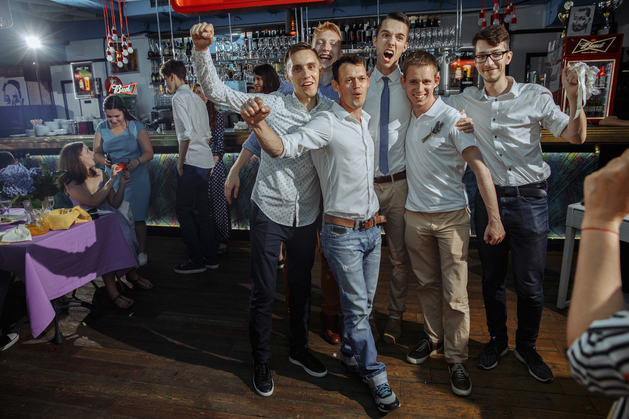 Свадебный фотограф в Москве Тёма Савостиков