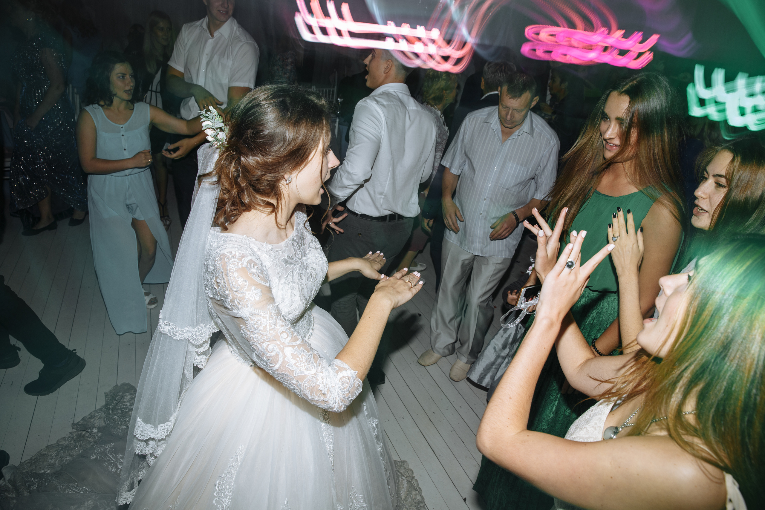 Максим и Дарья. Свадебный фотограф в Москве Тёма Савостиков