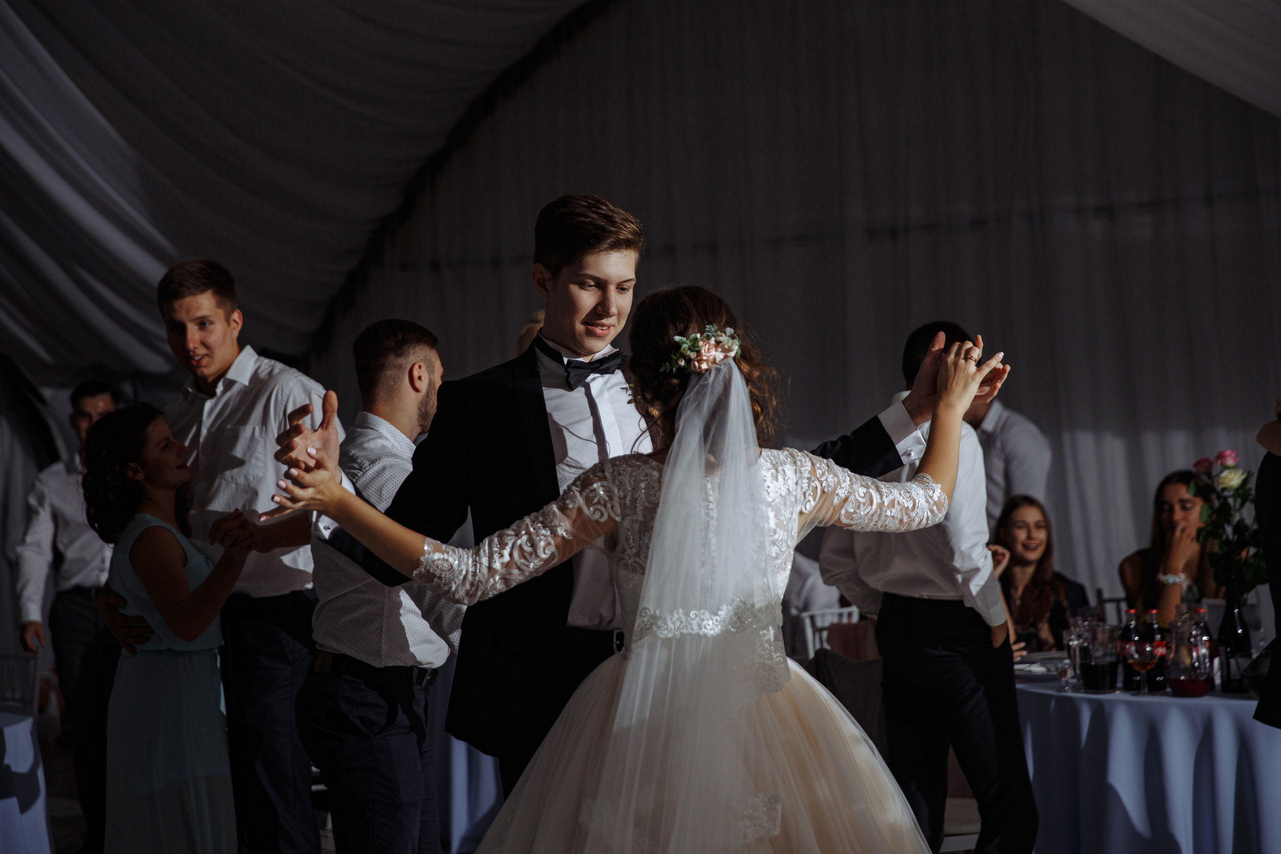 Максим и Дарья. Свадебный фотограф в Москве Тёма Савостиков