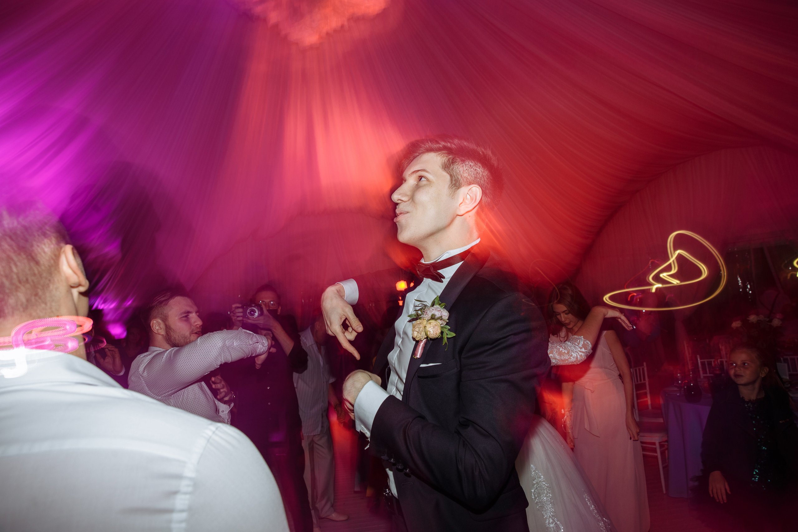 Максим и Дарья. Свадебный фотограф в Москве Тёма Савостиков