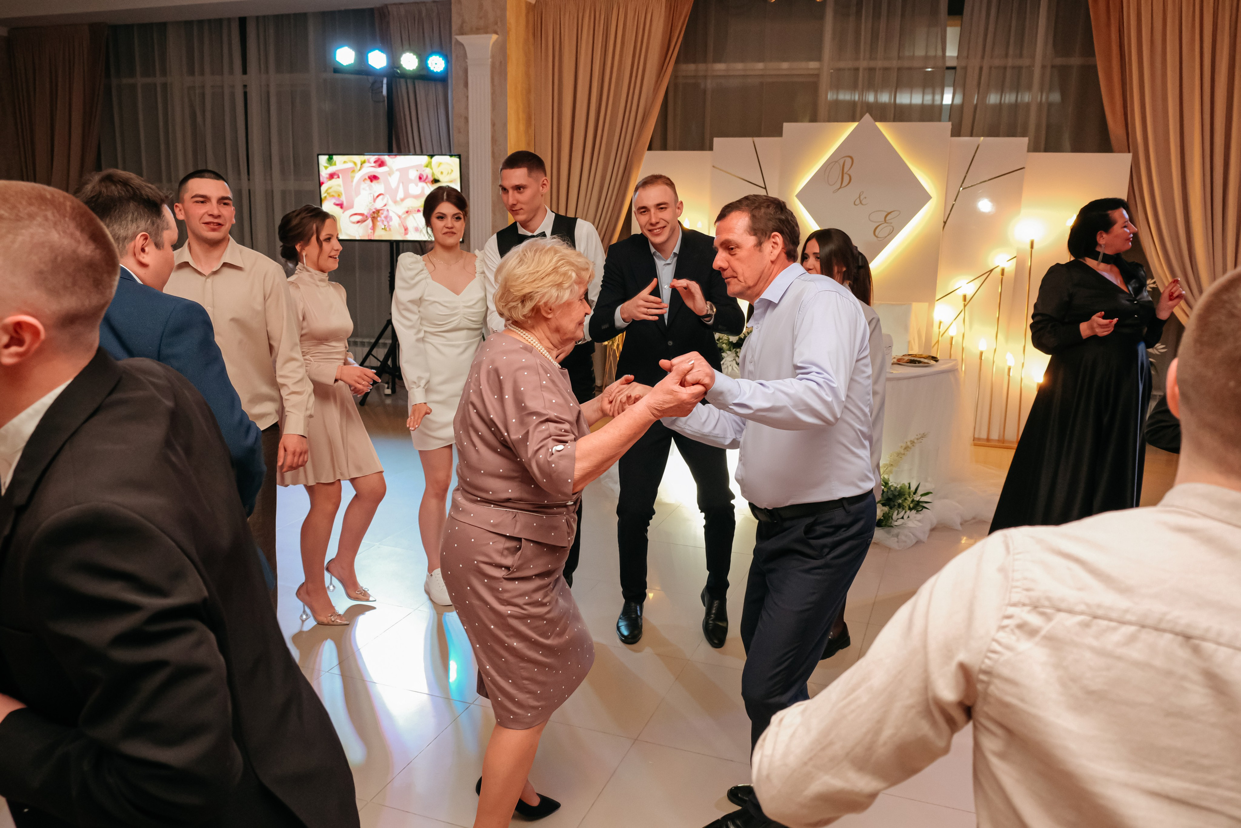 12. Свадебный фотограф Челябинск