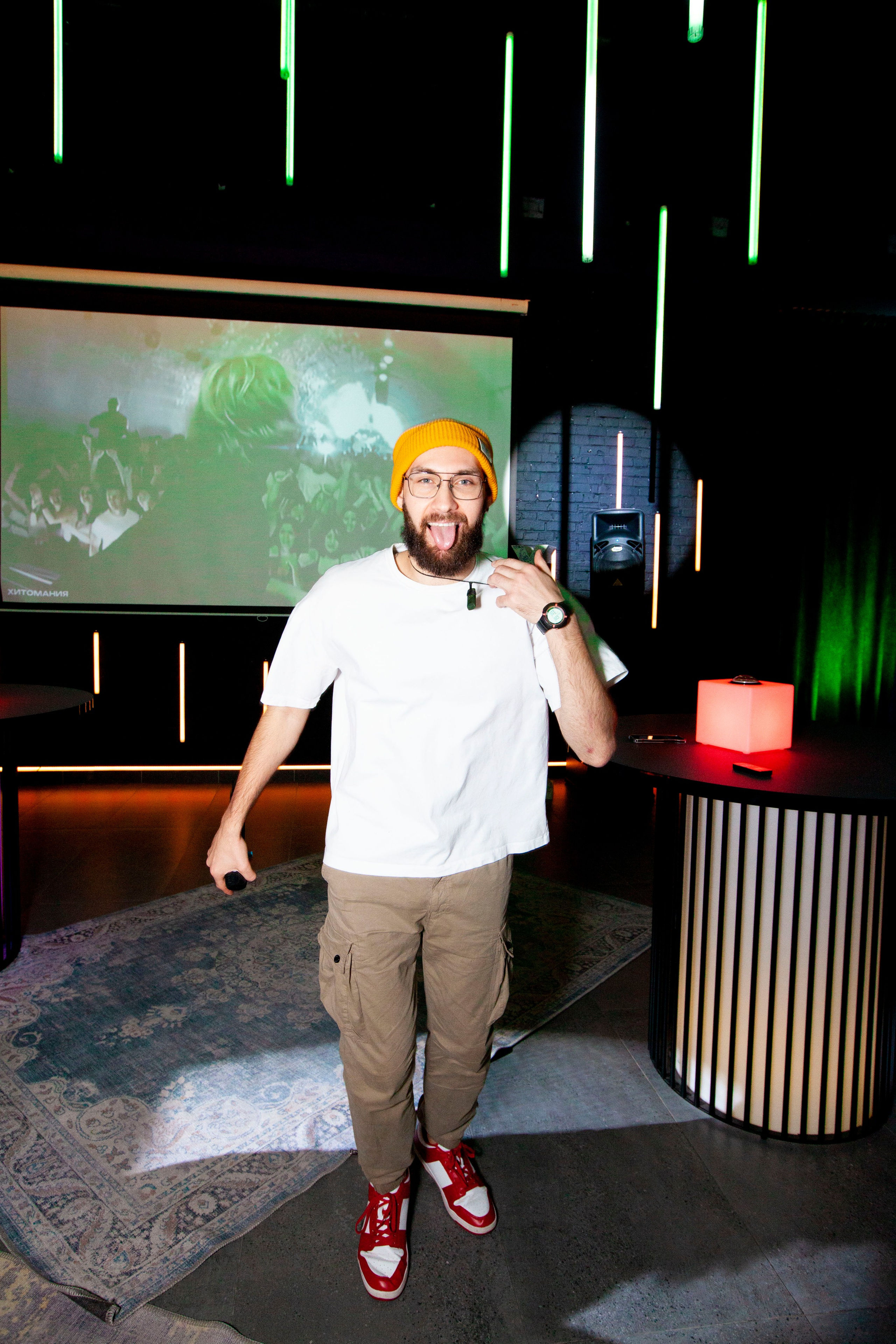 Хитомания. Stanislav Baryshev — People. Emotions. Atmosphere