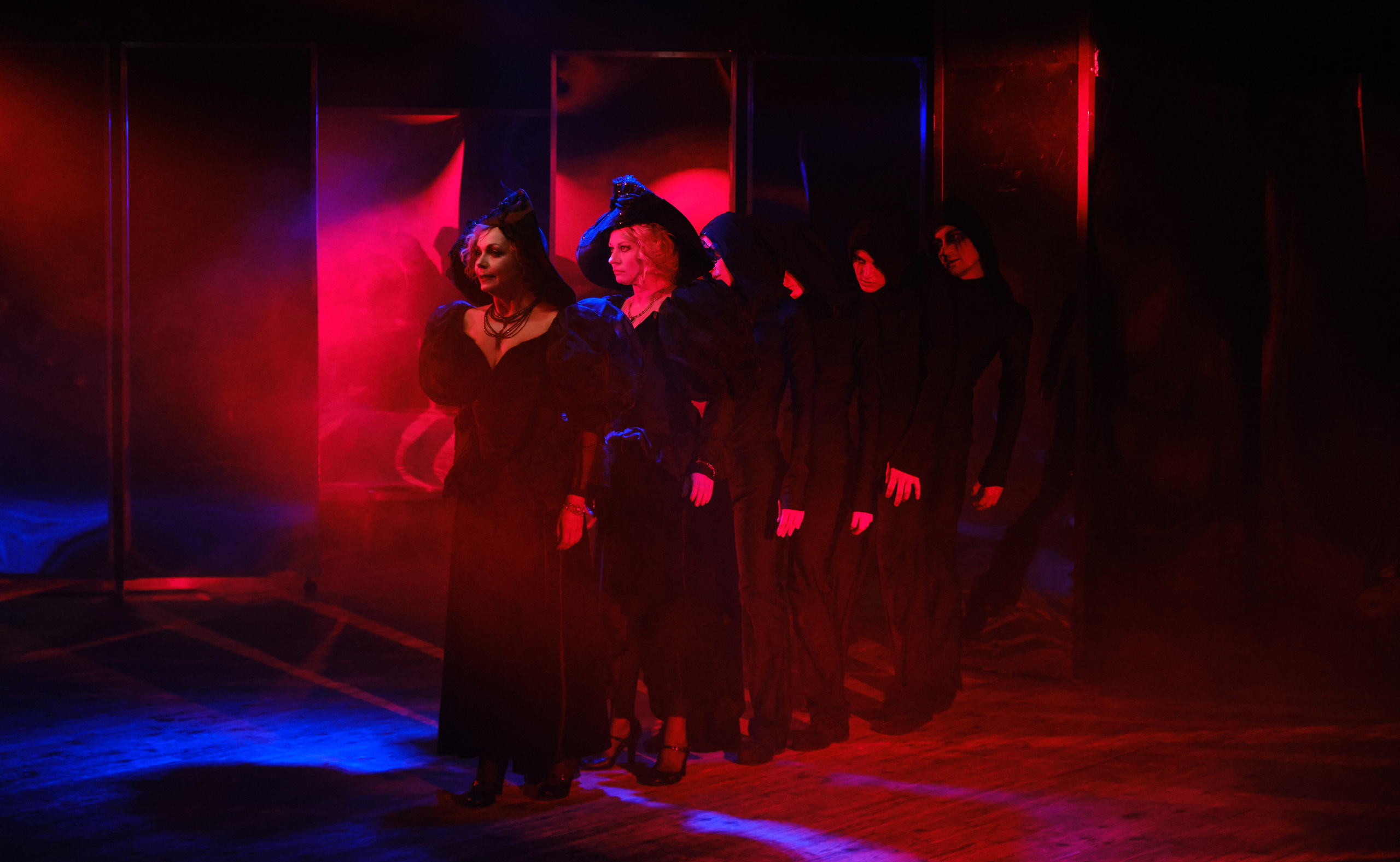 Спектакль «Средство Макропулоса»