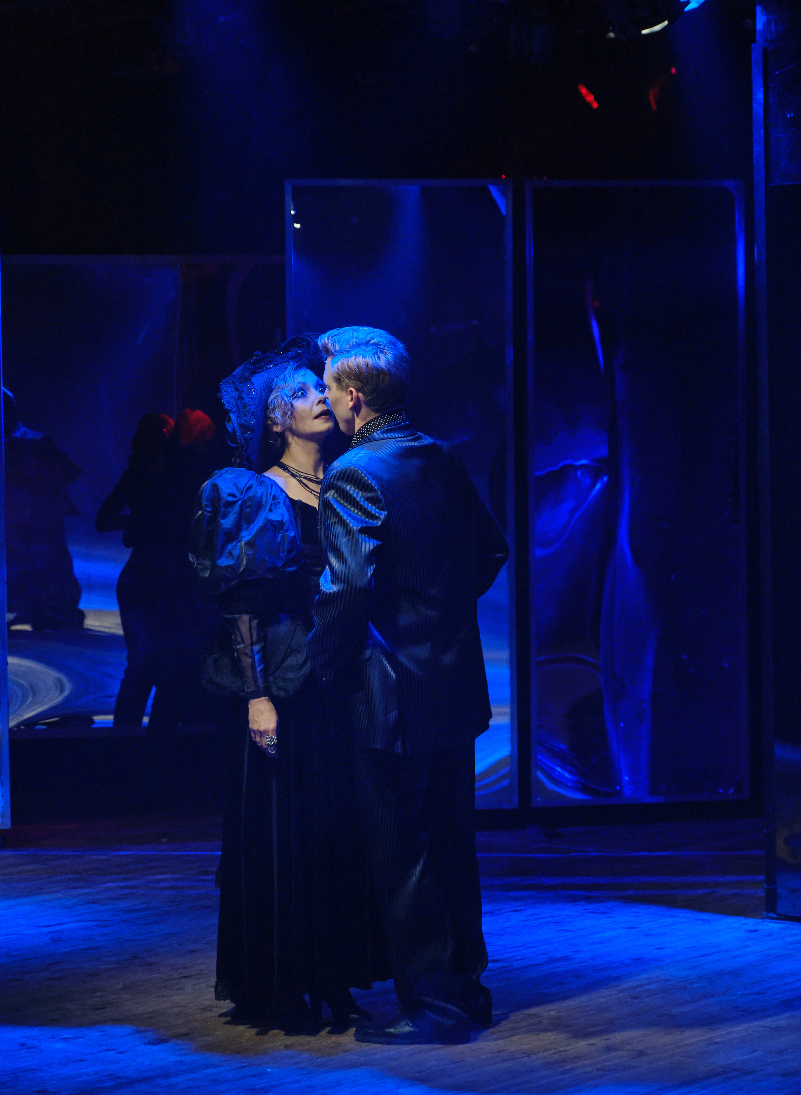 Спектакль «Средство Макропулоса»