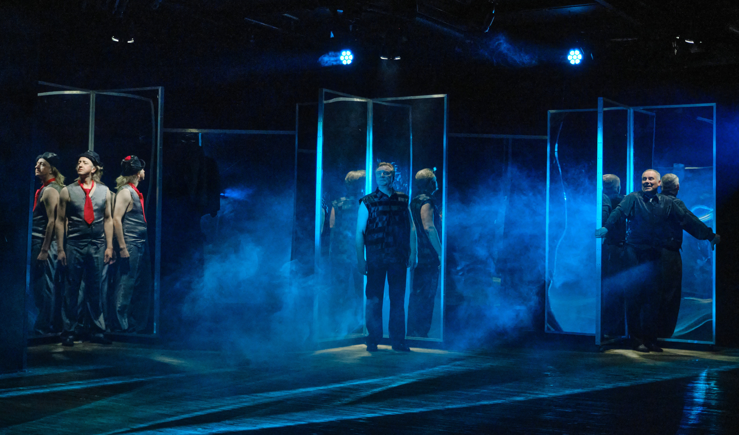 Спектакль «Средство Макропулоса»