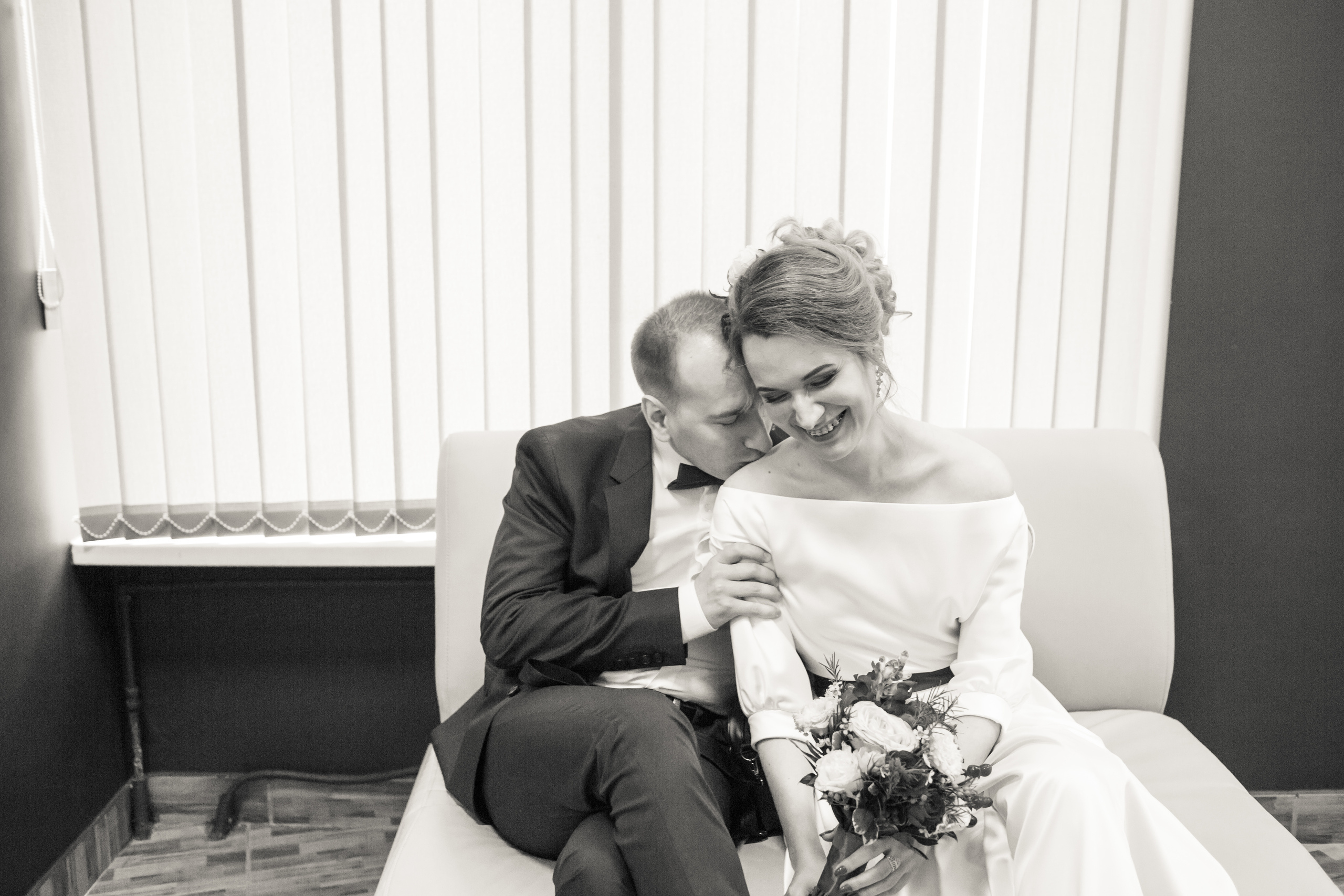 Юлия и Игорь, ЗАГС Кузьминки, ресторан Detol. Свадебный и репортажный фотограф (Москва, Королев и другие)