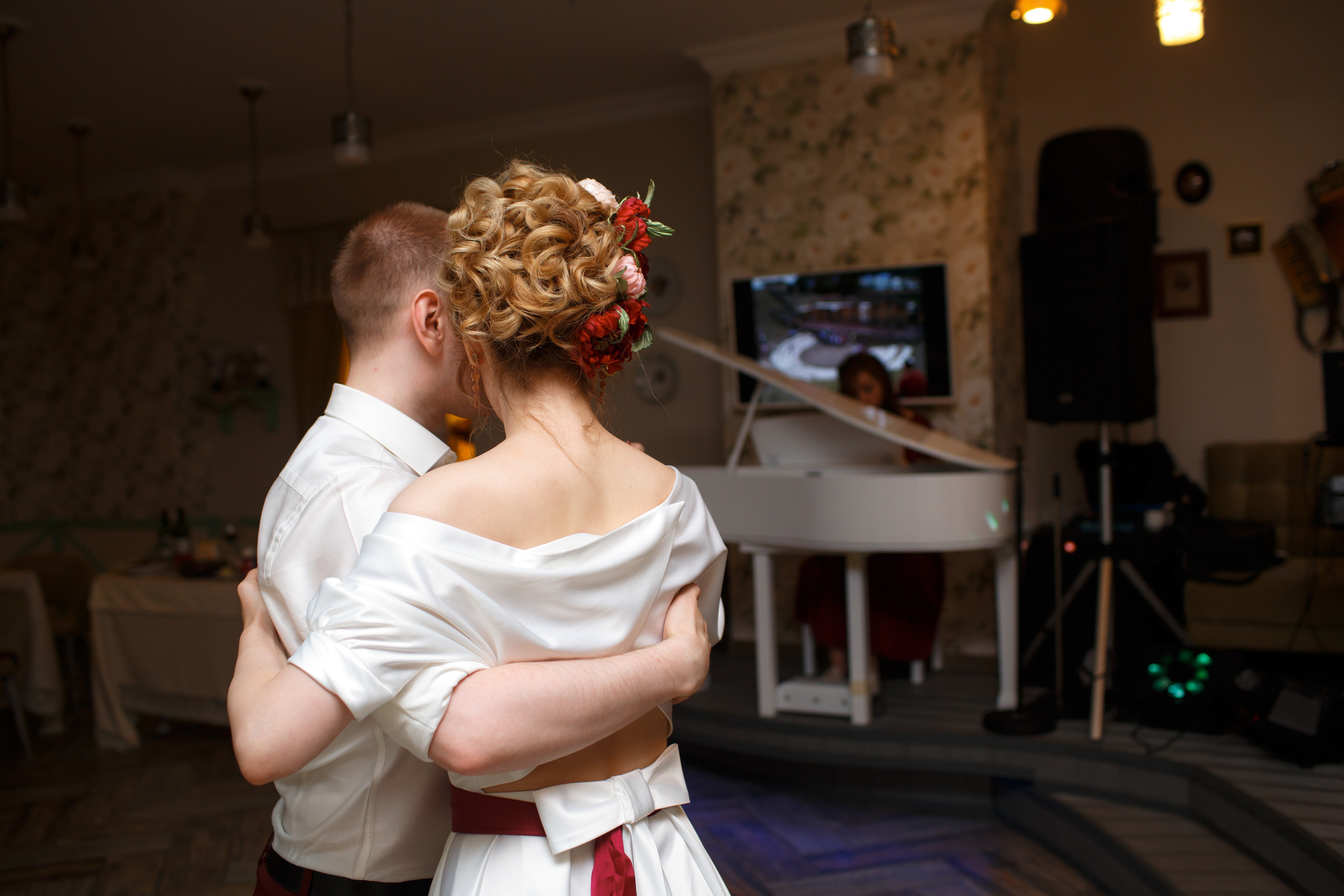 Юлия и Игорь, ЗАГС Кузьминки, ресторан Detol. Свадебный и репортажный фотограф (Москва, Королев и другие)