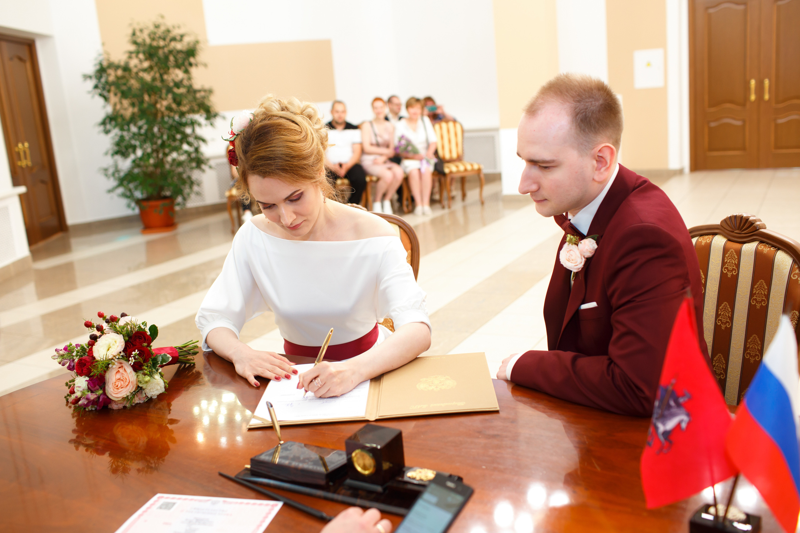 Юлия и Игорь, ЗАГС Кузьминки, ресторан Detol. Свадебный и репортажный фотограф (Москва, Королев и другие)