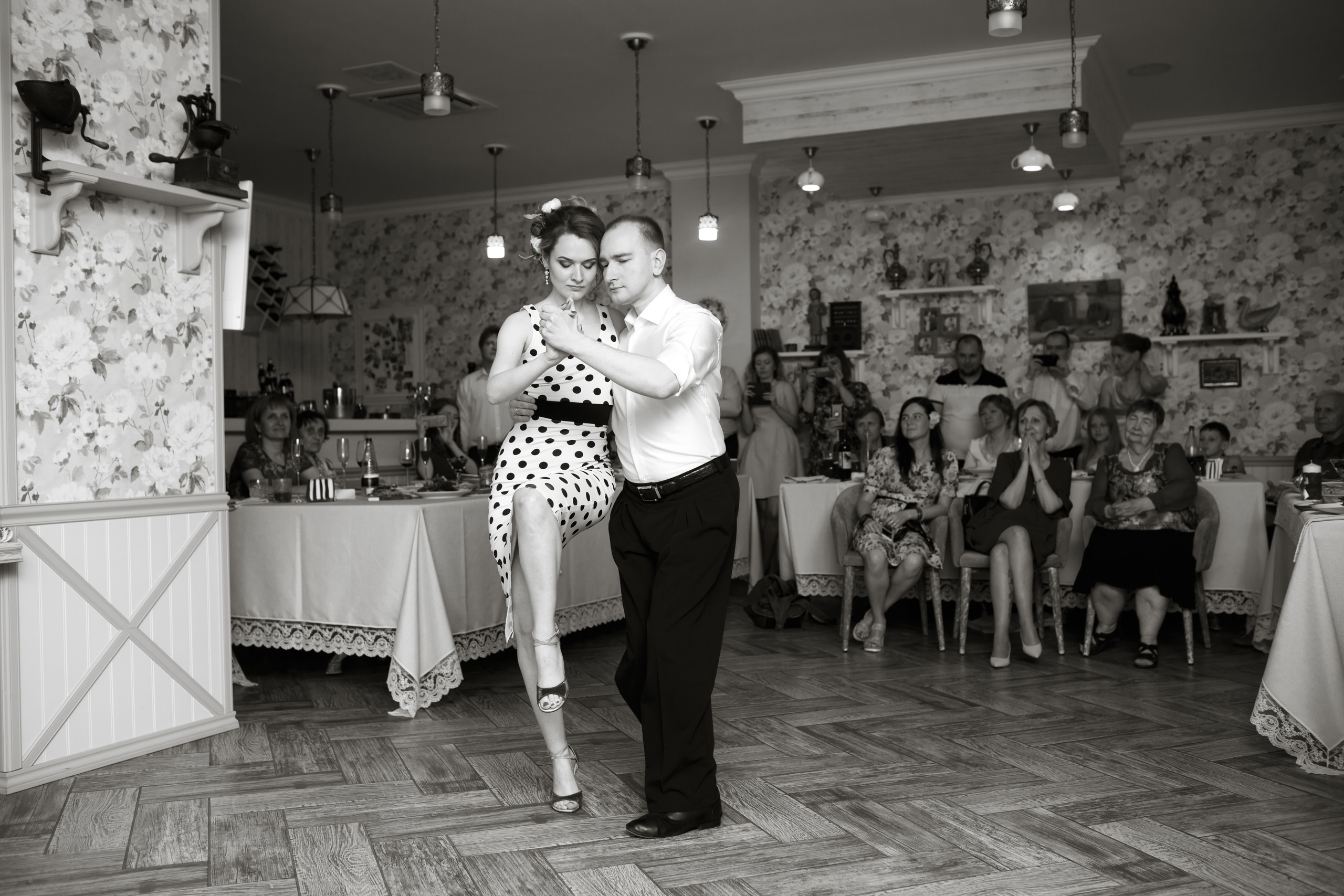 Юлия и Игорь, ЗАГС Кузьминки, ресторан Detol. Свадебный и репортажный фотограф (Москва, Королев и другие)