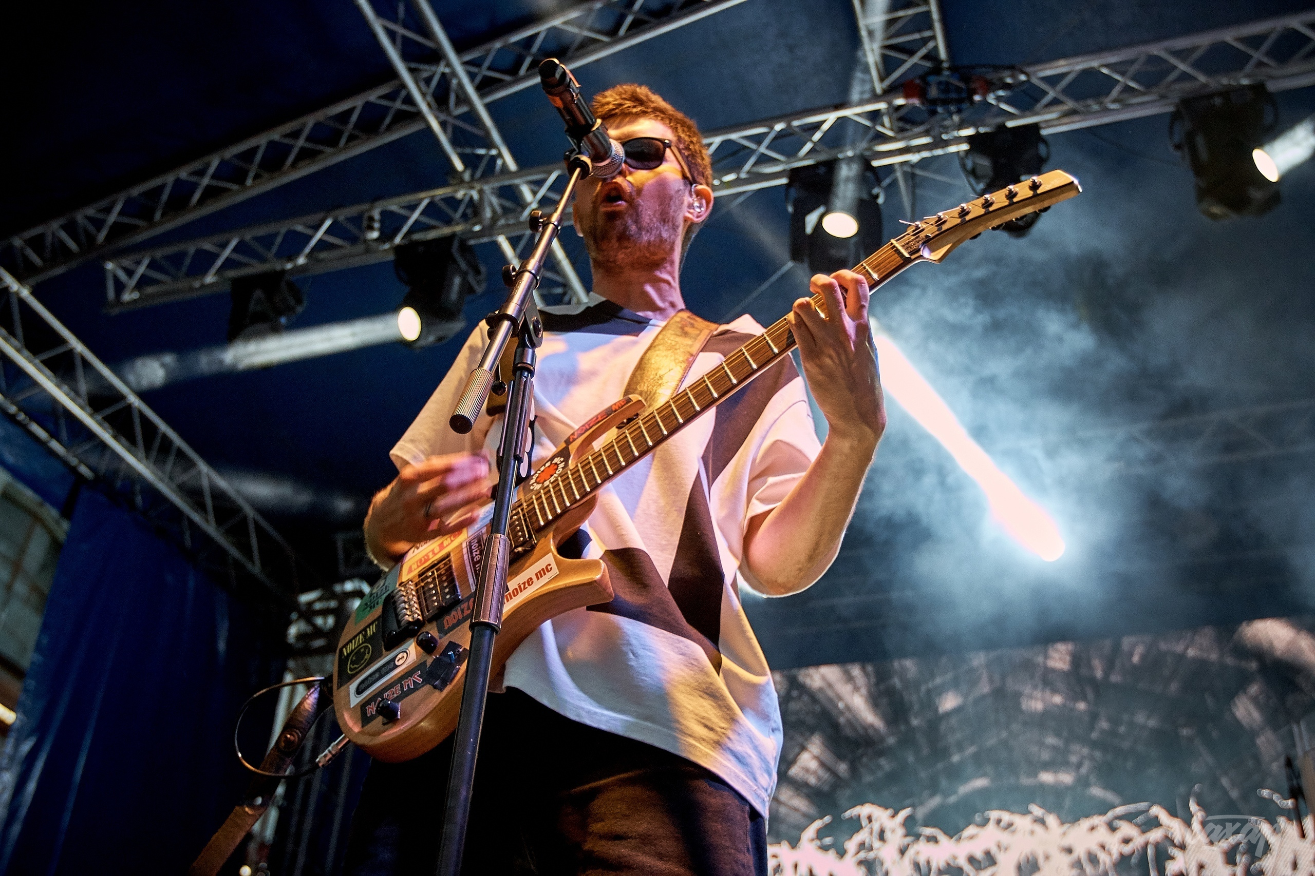 Noize MC, фото с концерта. Фотограф в Екатеринбурге Юра Сахар. Профессиональный фотограф в Екатеринбурге Юра Сахар